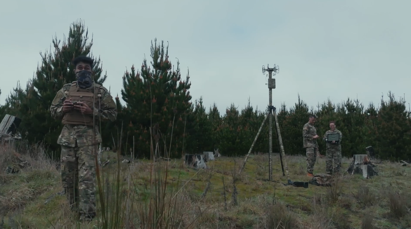  A tactical team deploying Silentium Defence’s MAVERICK M8 passive radar. The compact system is designed for rapidly deployable surveillance and counter-UAS applications using existing radio-frequency transmissions as illuminators of opportunity. Pho