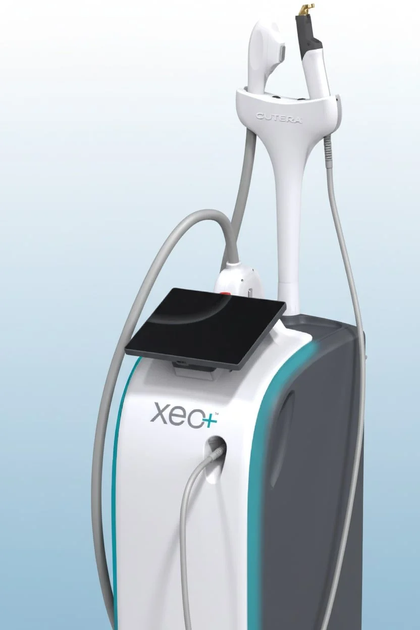 Appareil laser Cutera XEO utilisé au cabinet de médecine esthétique à Évian pour le traitement vasculaire