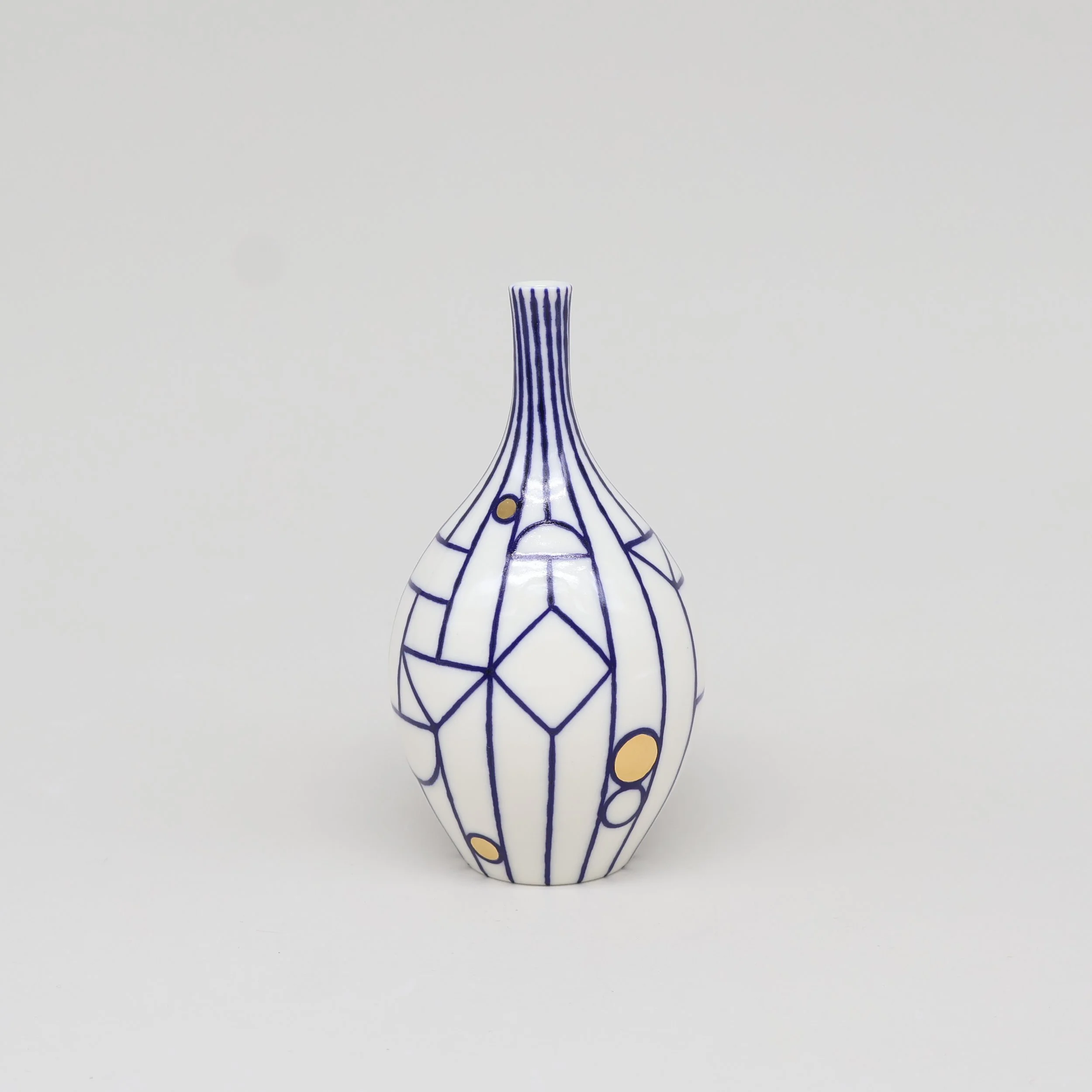 small FLW bottle 3.jpg