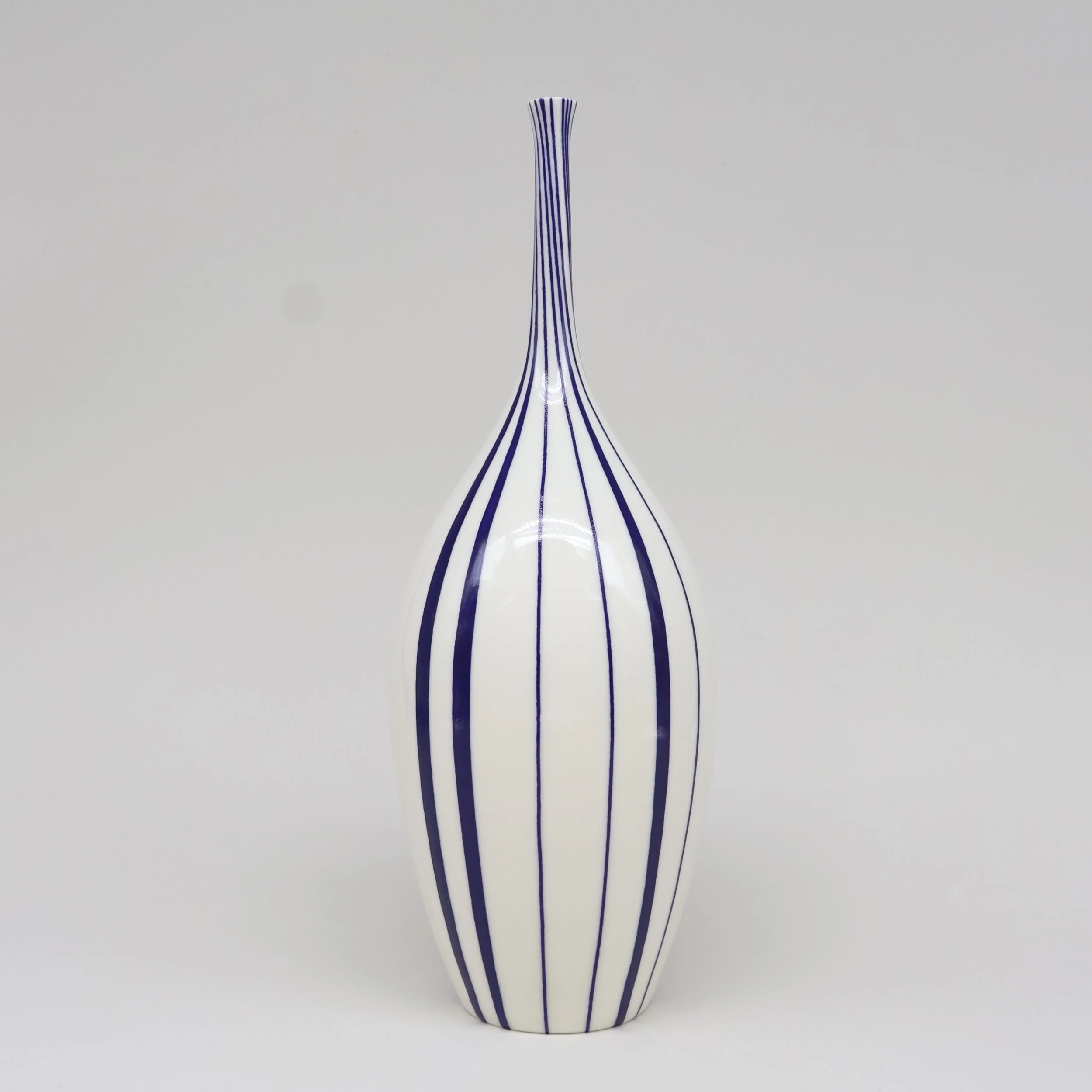 large ribbon bottle 1.jpg