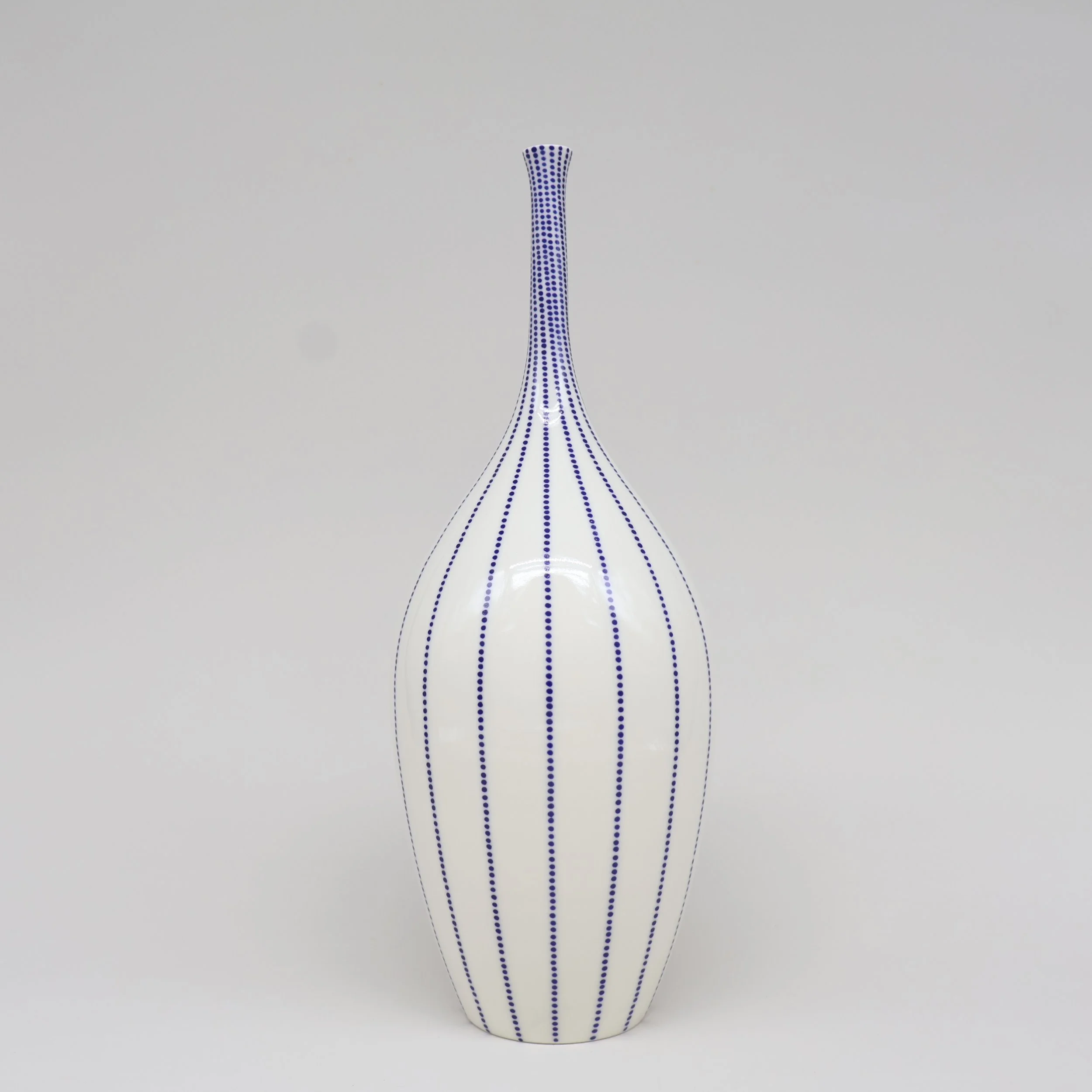 extra large dotty bottle(1).jpg