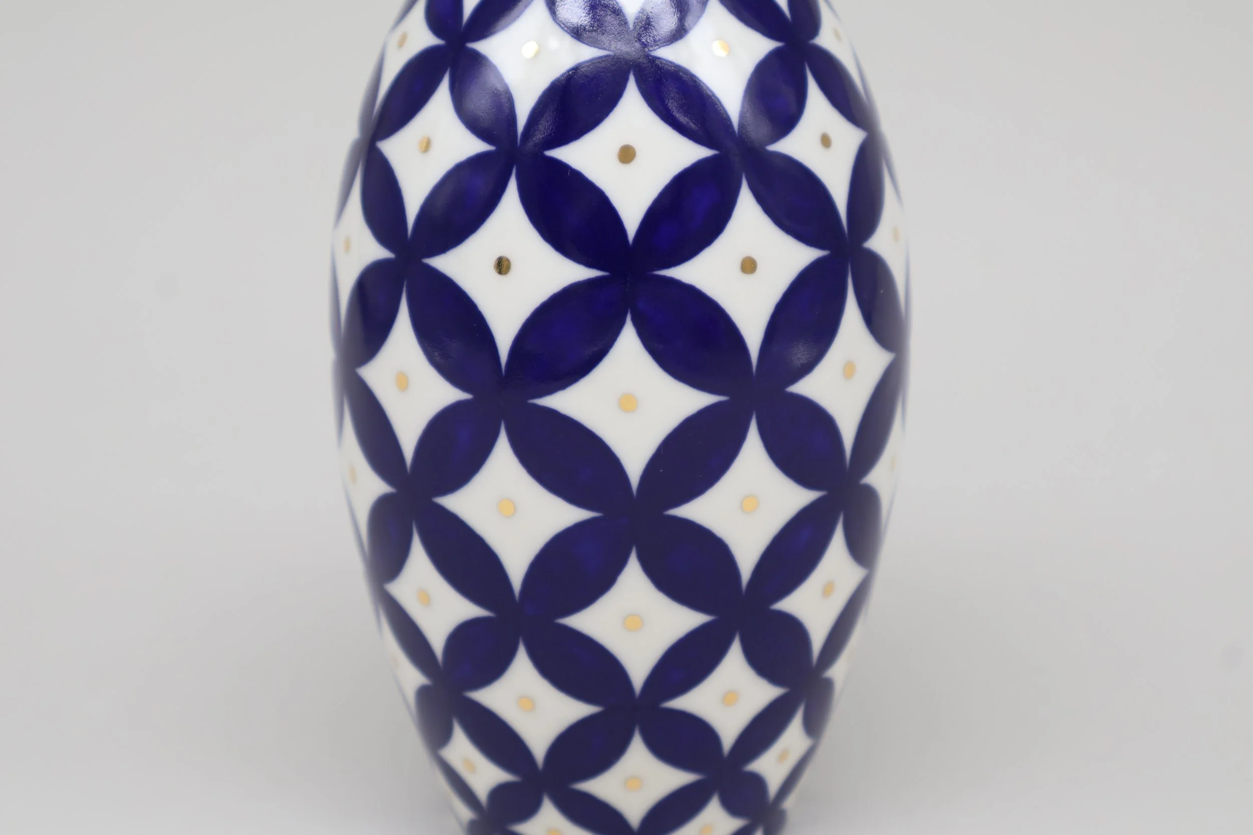 CDR bottle with gold 5.jpg