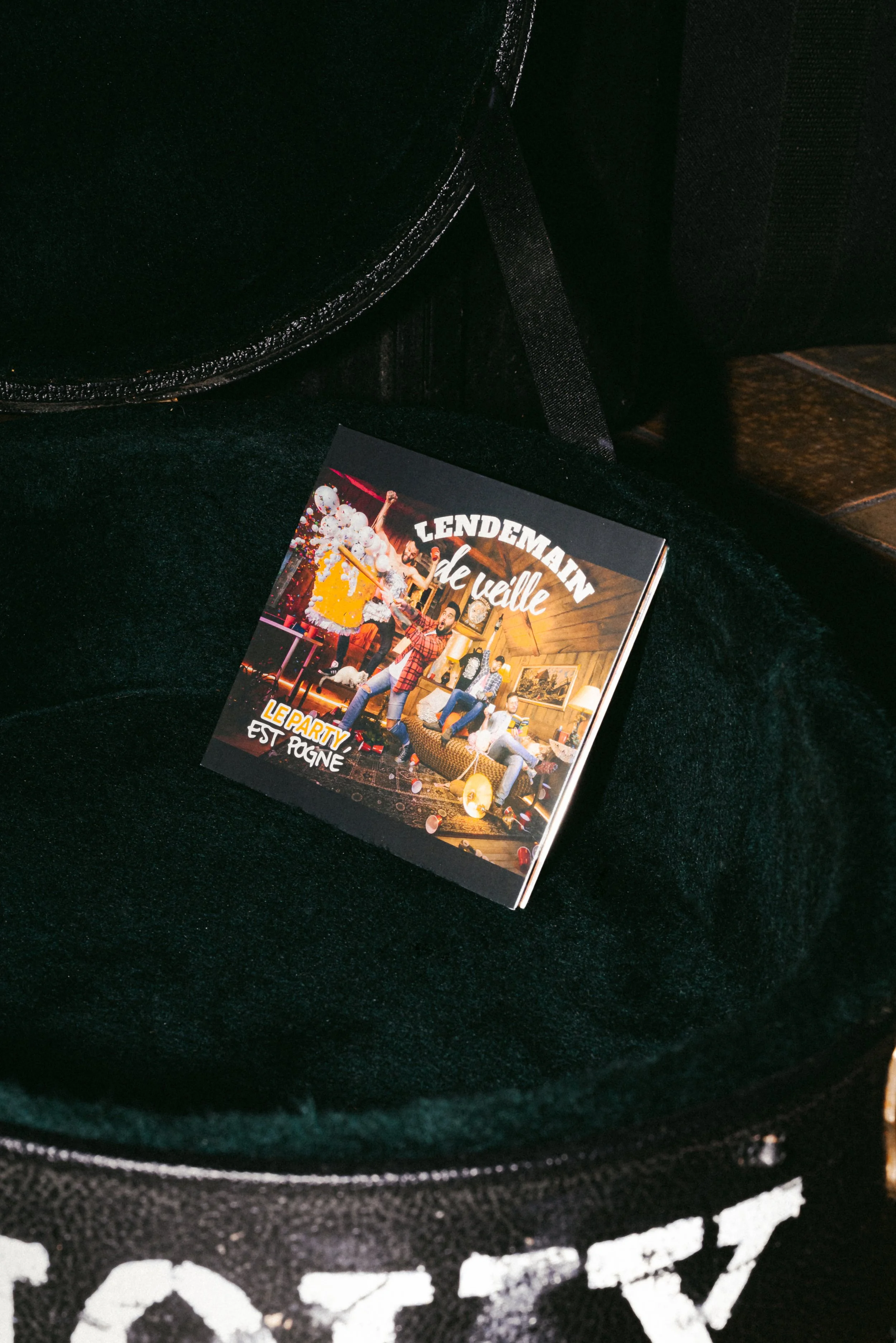 Album « LE PARTY EST POGNÉ »