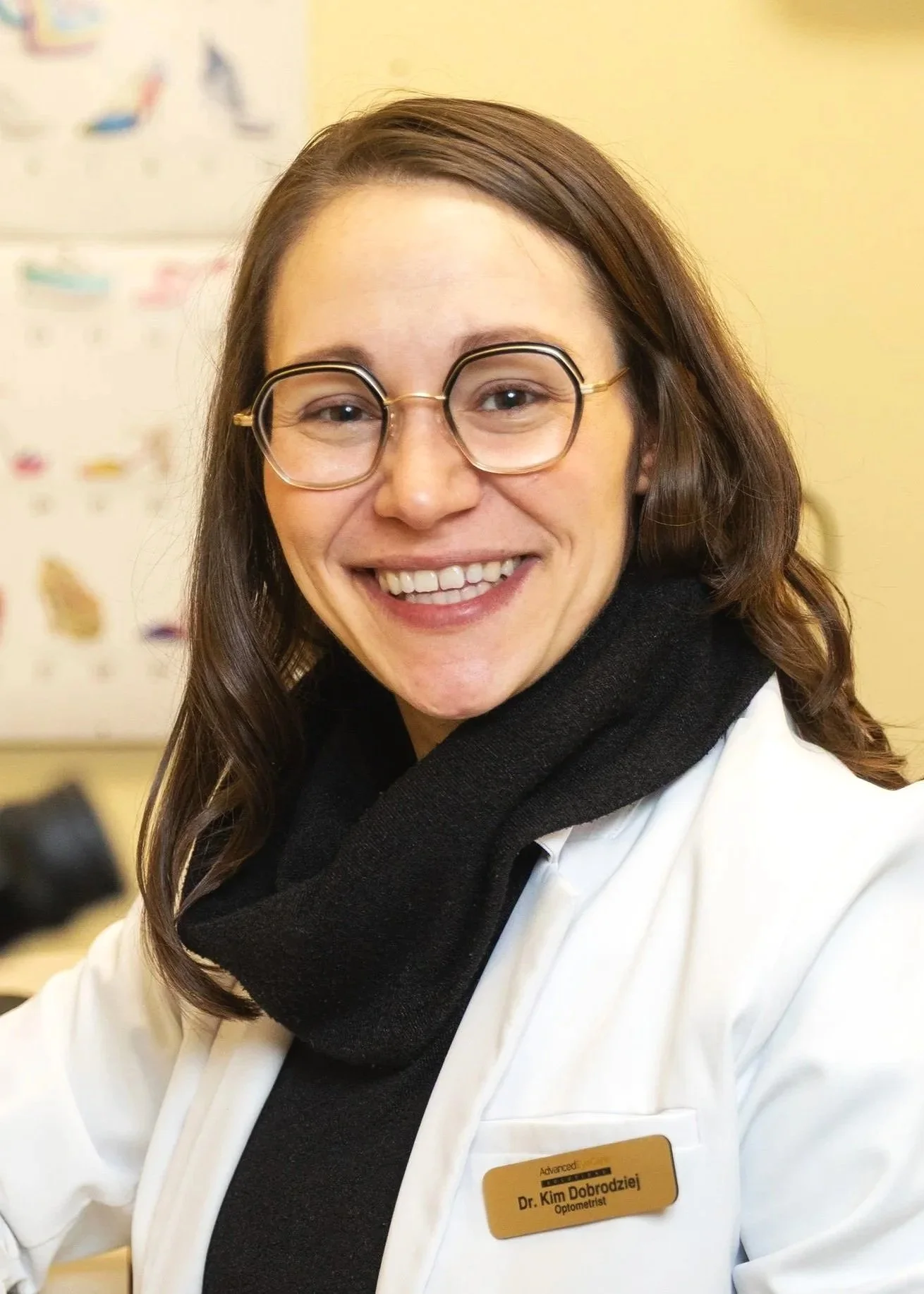 Headshot of Dr. Kim Dobrodziej, optometrist at Advanced Eyecare Solutions