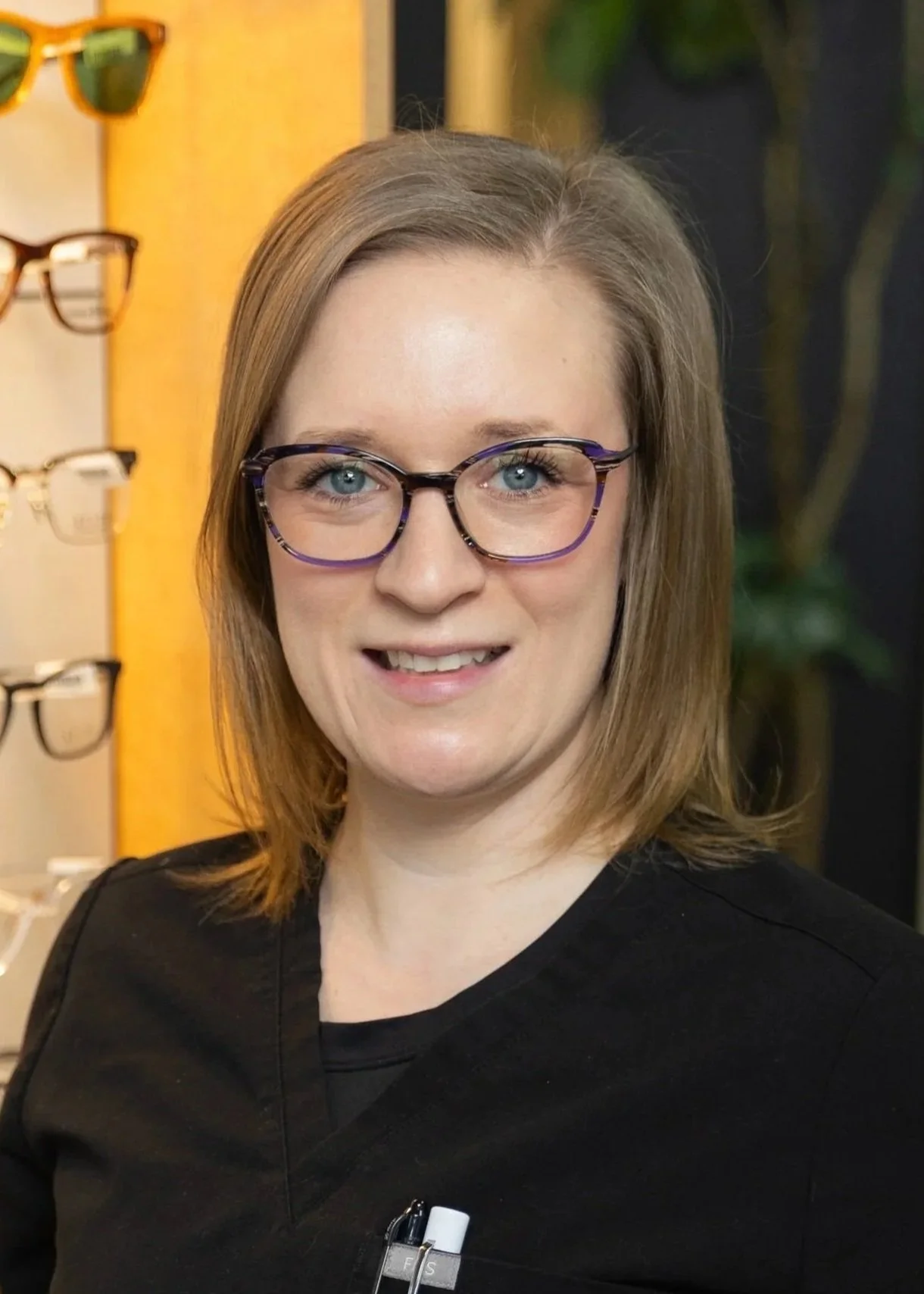 Headshot of Dr. Victoria Hansen, optometrist at Advanced Eyecare Solutions