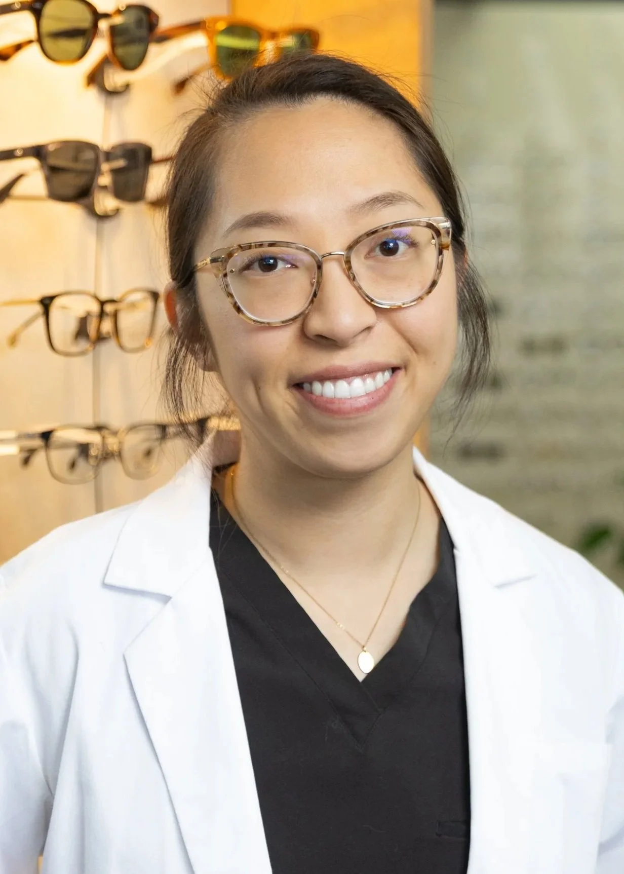 Headshot of Dr. Jenny Liu, optometrist at Advanced Eyecare Solutions