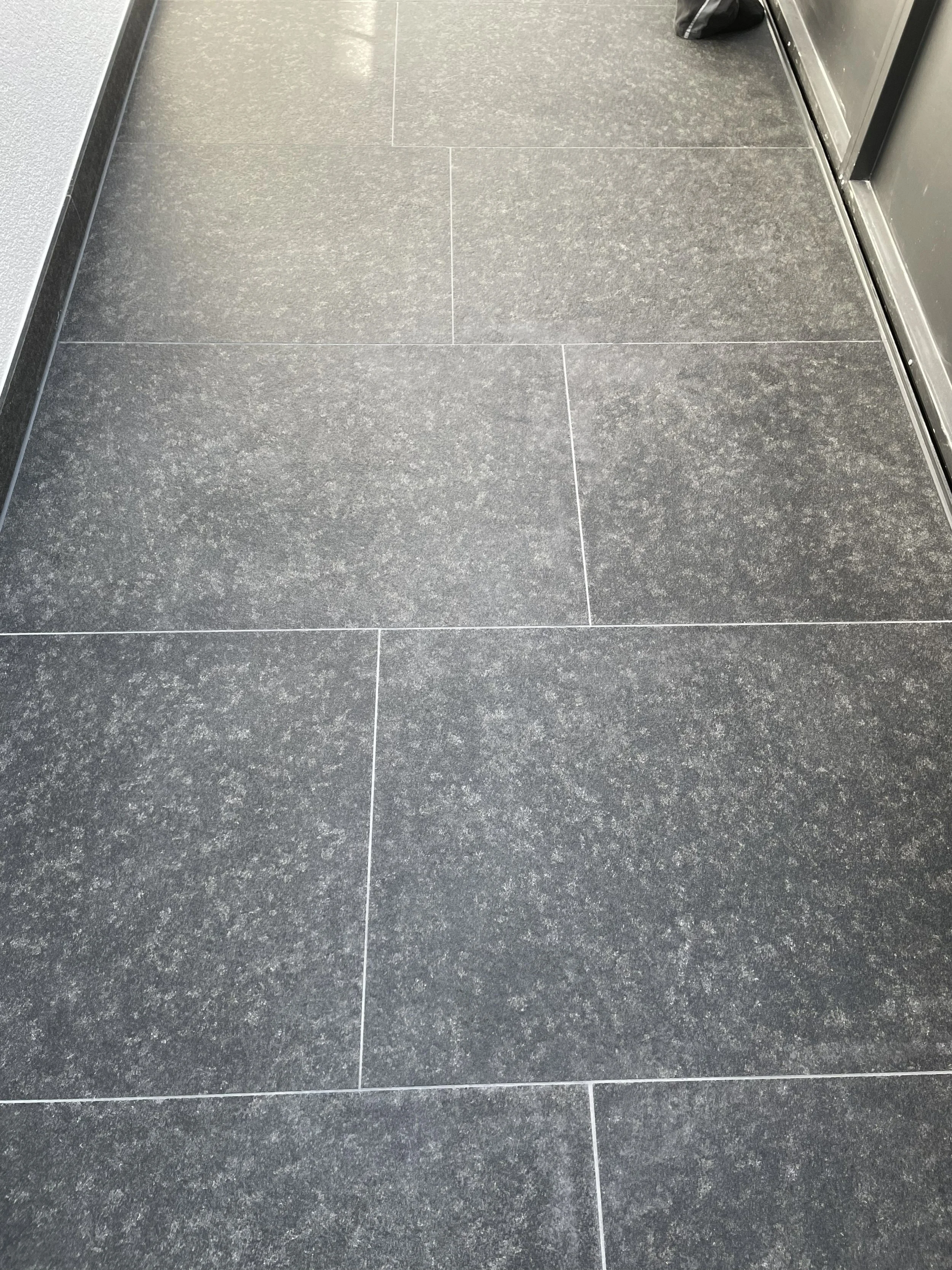 Marmor- und Steinbehandlung — STRAHL Gebäudereinigung & Hausmeisterservice - Augsburg (15).jpg