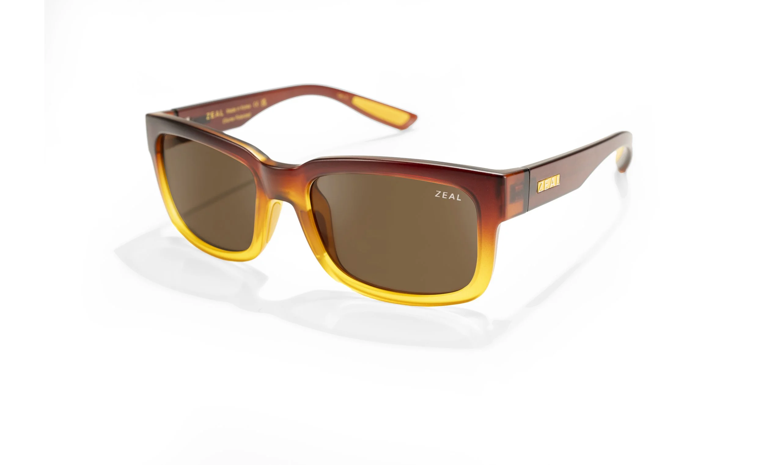 13407_QUARTERVIEW_MATTE AMBER_COPPER.jpg