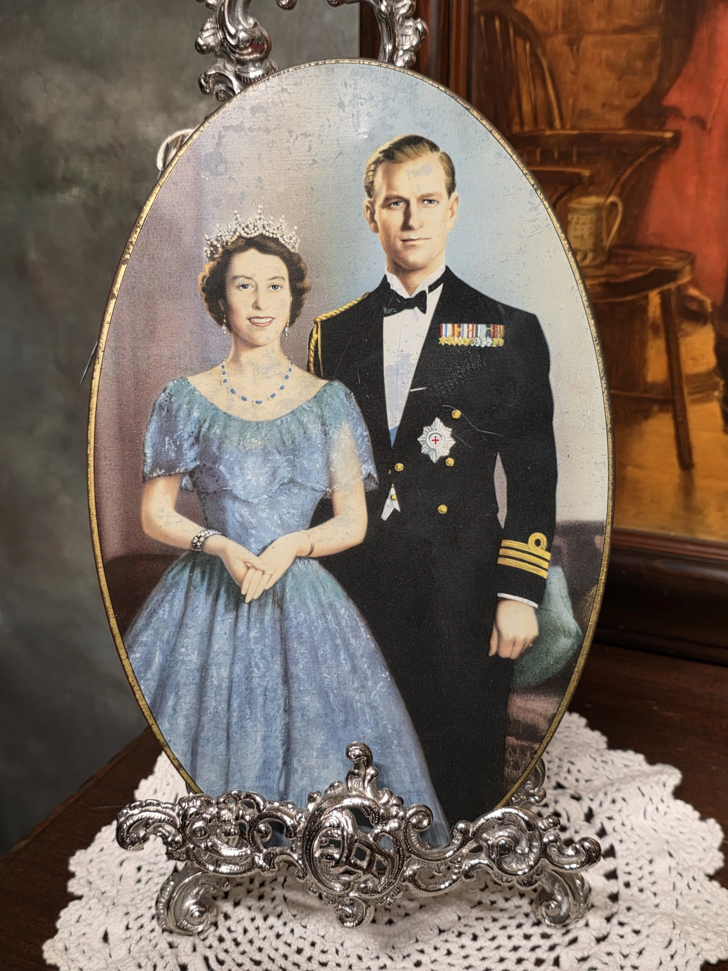 Queen Elizabeth II & Prince Philip Coronation Biscuit Tin