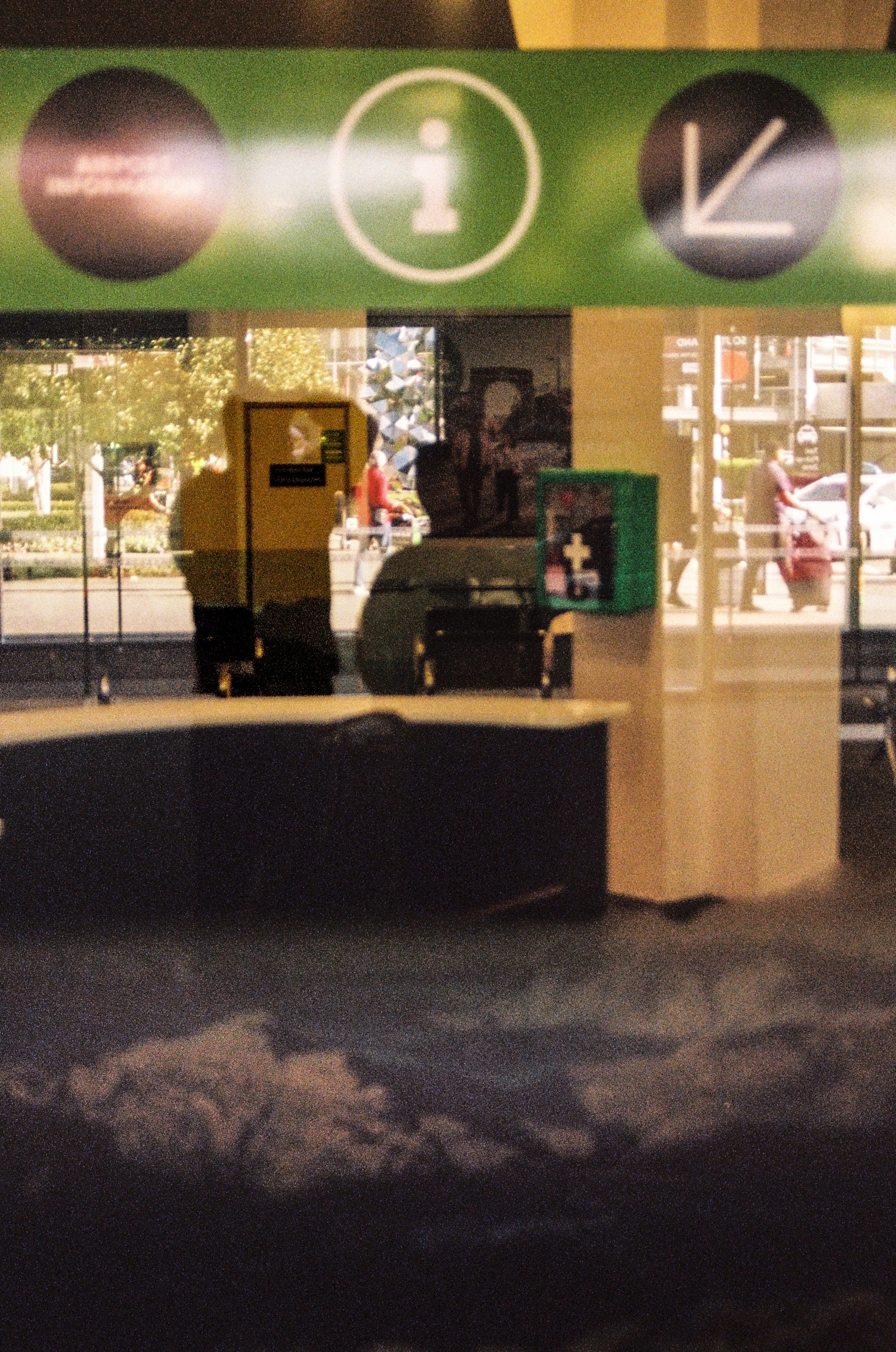 R1-04998-0034.jpg