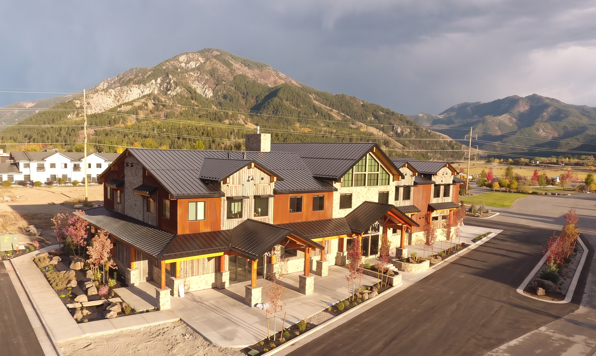10-09-26+Alpine+Front+Side+View+Edited.png