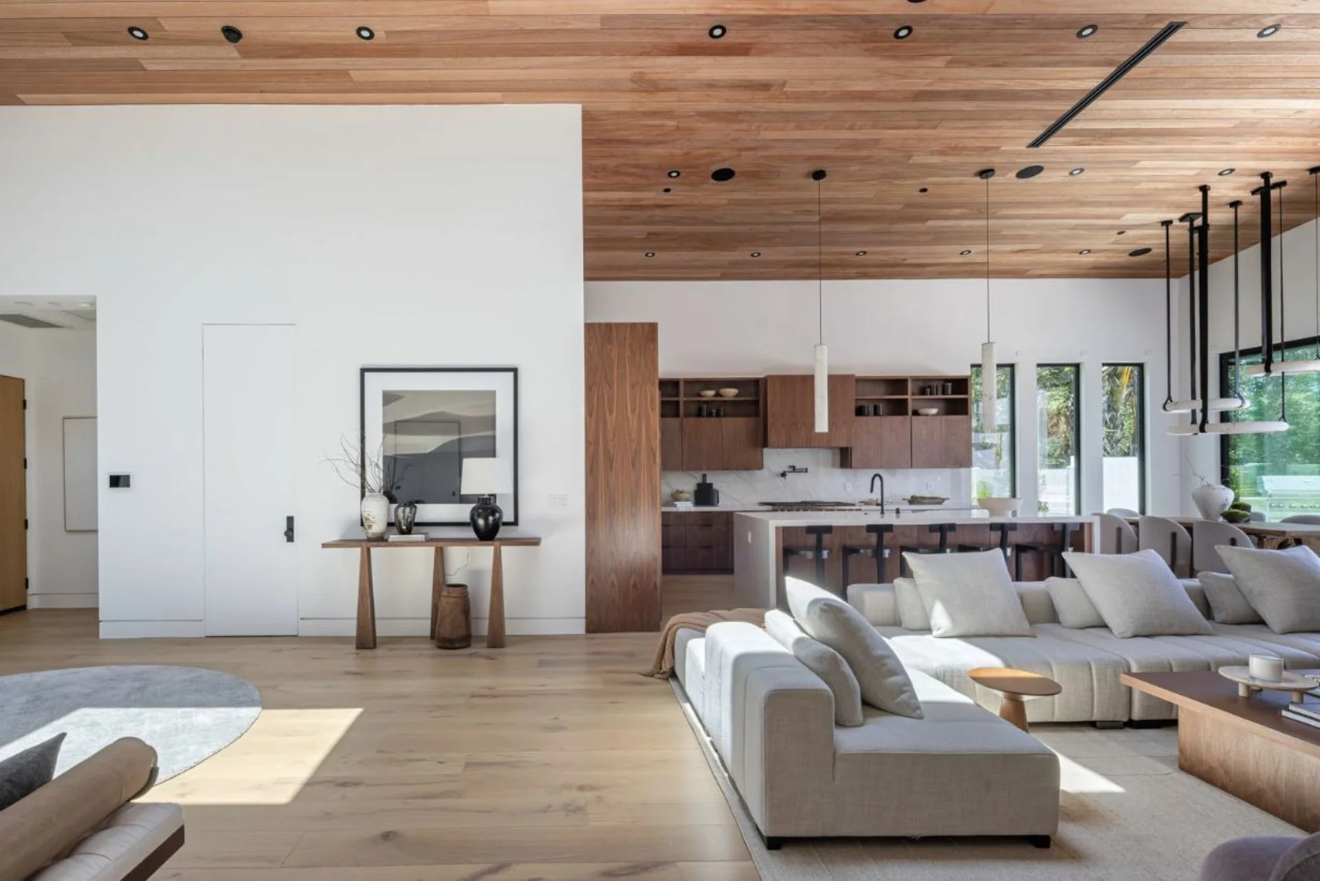 9715 Arby Dr (11).jpg