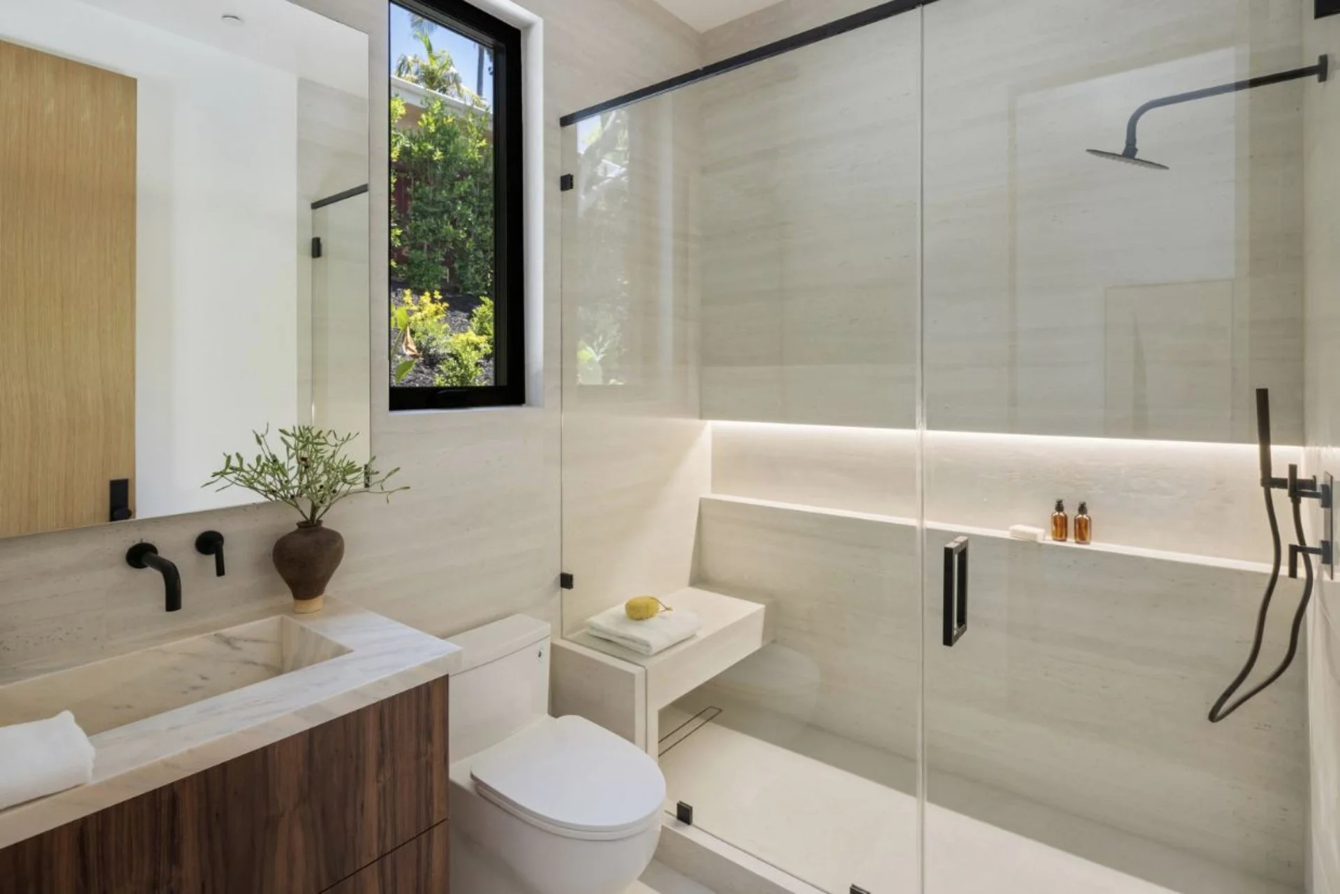 9715 Arby Dr (49).jpg