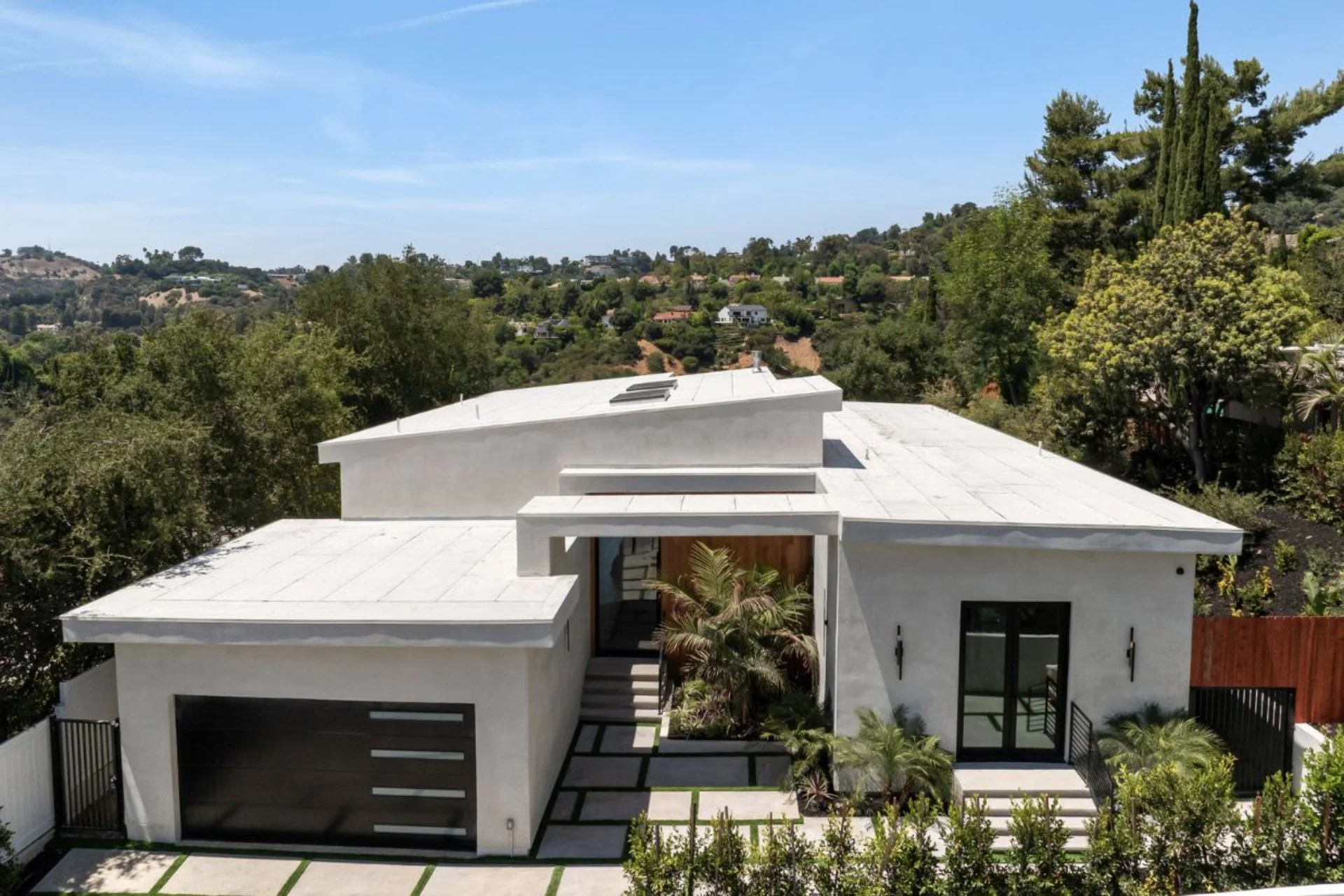 9715 Arby Dr (75)(1).jpg