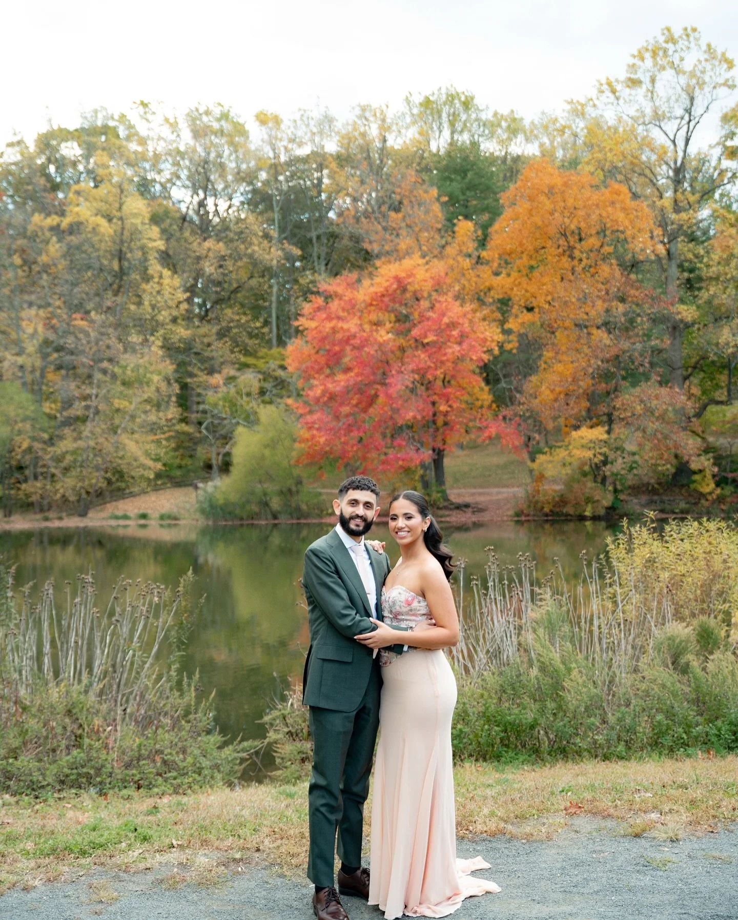 Still can&rsquo;t get over these two 🤍

Photo: @gb_videography 
Hair &amp; Makeup: @bridal_makeupbynaty 
.
.
.
.
.
#photographer #njphotographer #photographers #nyphotography #engagement #engagementsession #photoshoot #njphotoshoot #couplesession #n