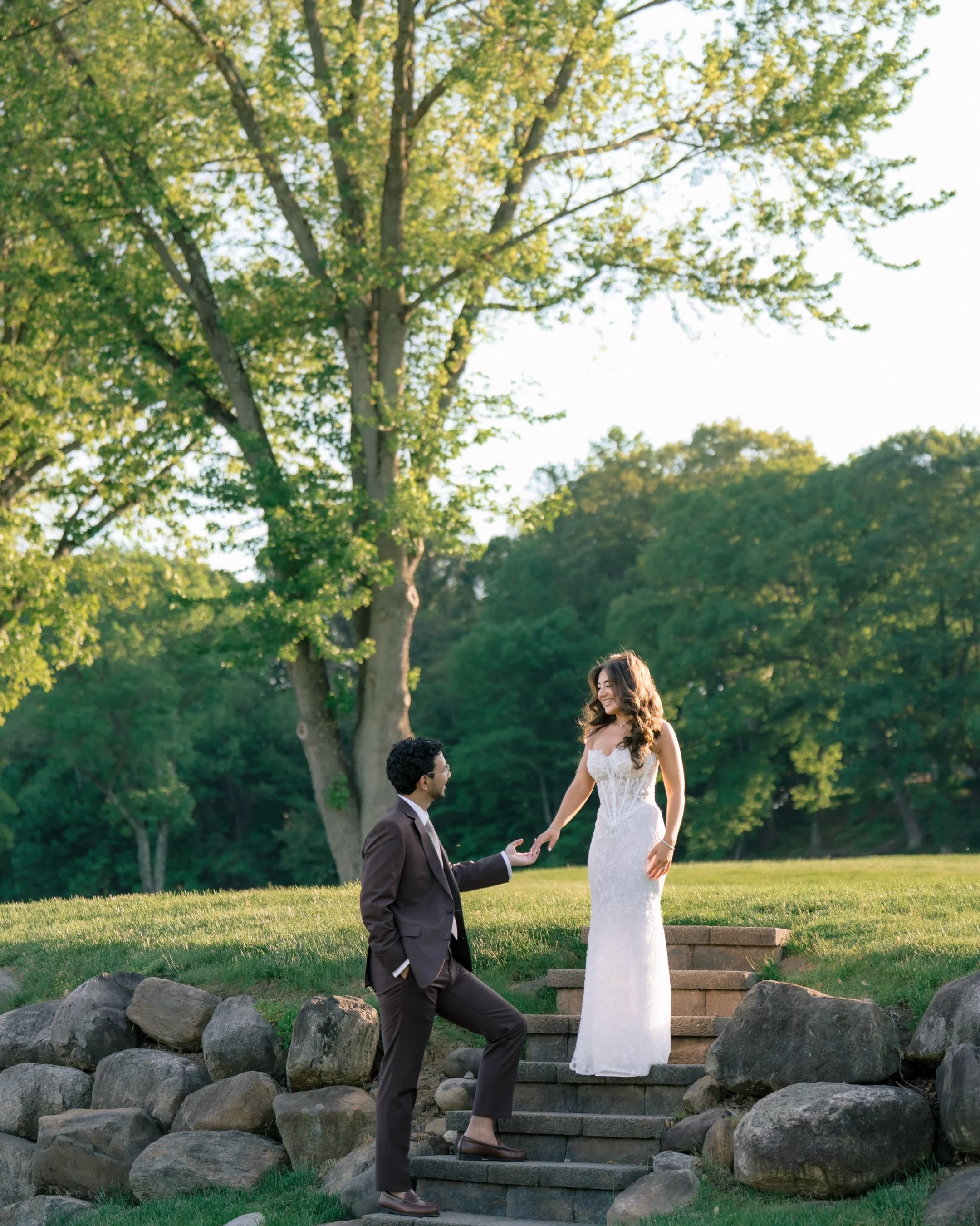 Peter &amp; Rachel 🤍

A beautiful day spent capturing genuine moments, endless smiles, and memories that will last a lifetime. Wishing these two nothing but love and happiness as they begin this exciting new chapter together.

Photo: @beshaymedia 
D