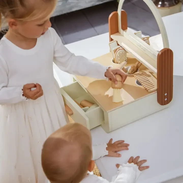 Wooden Beauty Station (4).webp