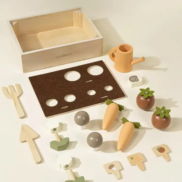 Wooden Gardening Playset and Accessories (3).webp