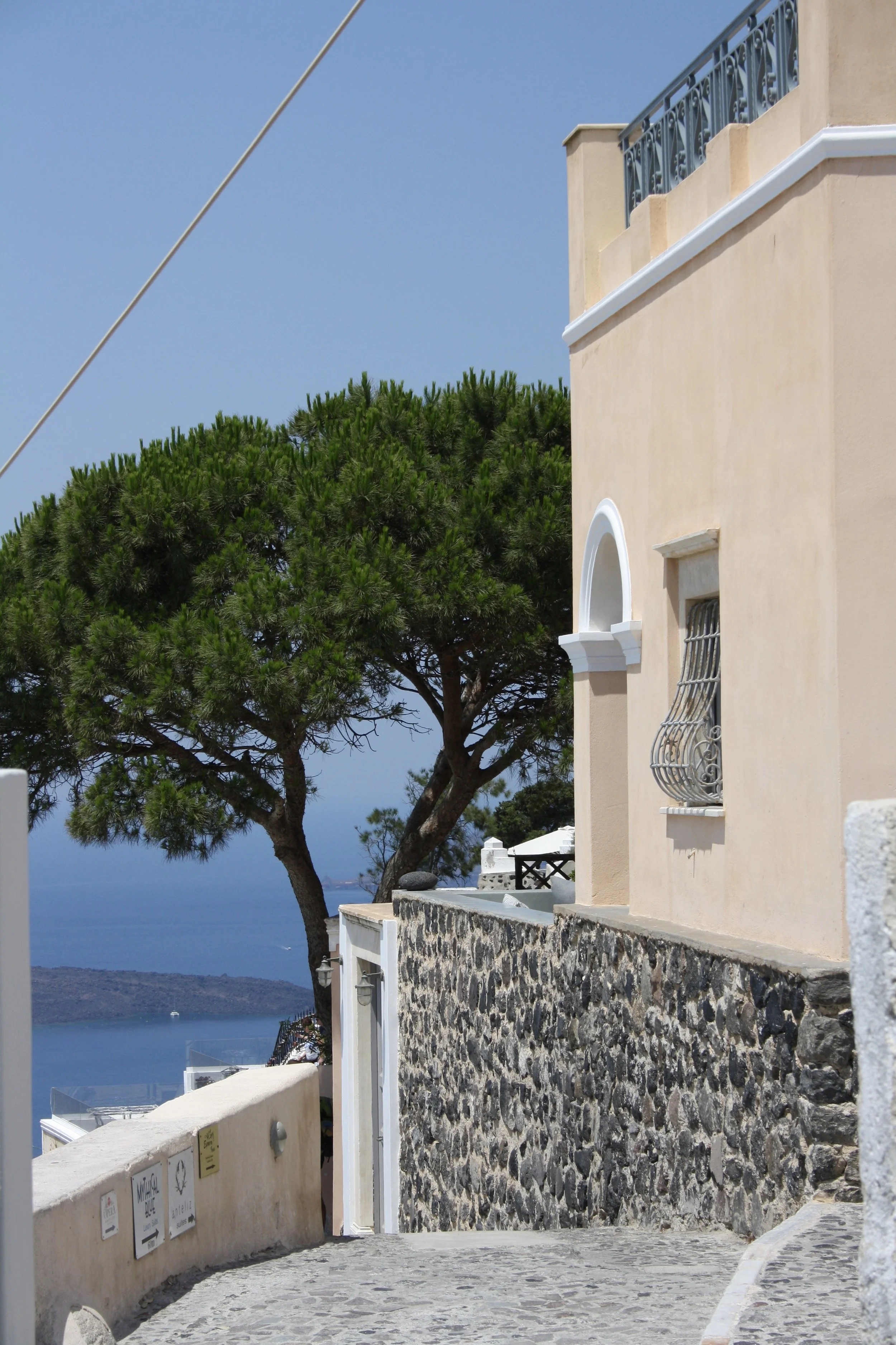 Santorini - 29.jpg