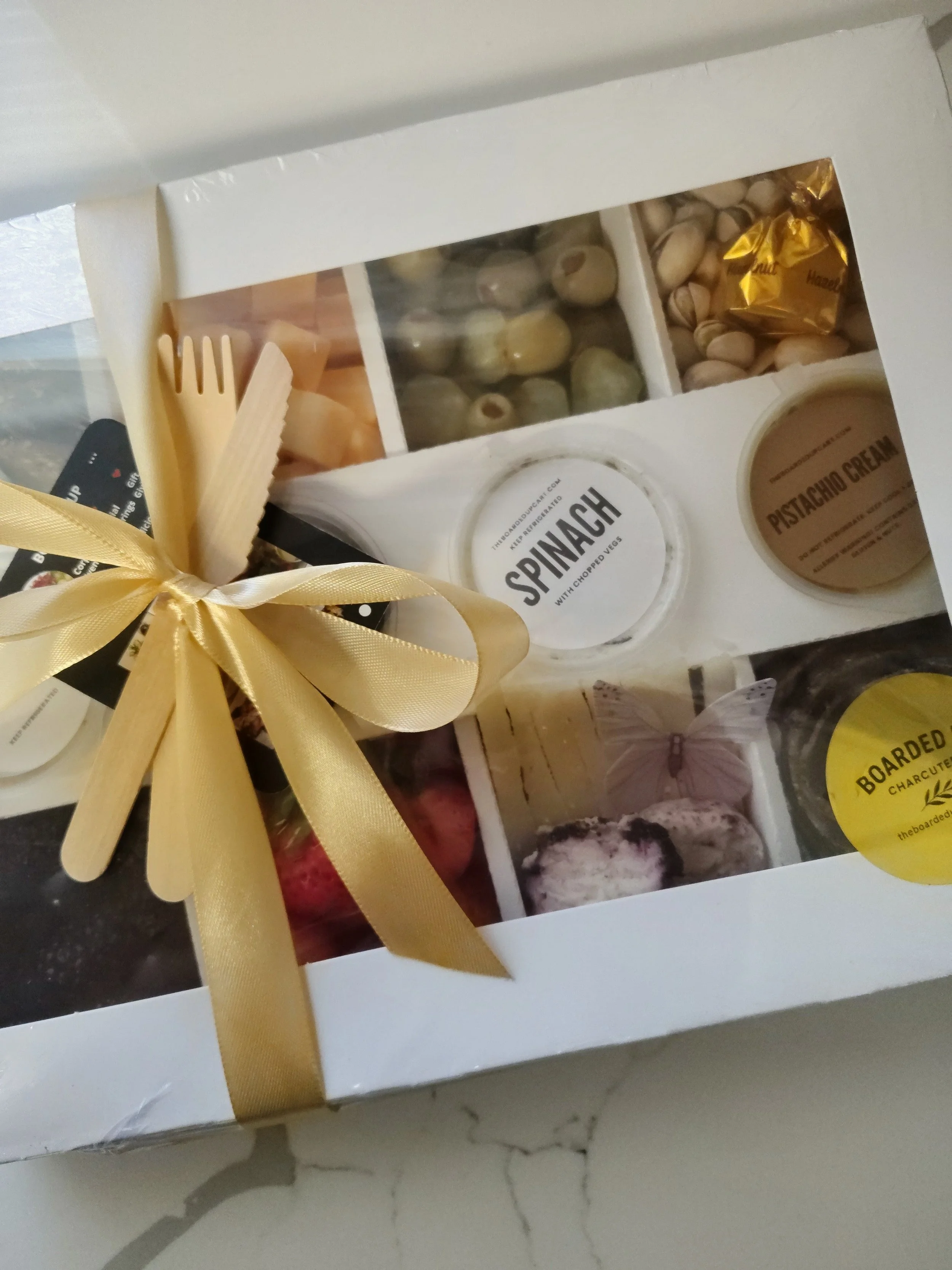 "The Gold Line" offers sweet & savory. Perfect for thoughtful gifting or treat yourself moments. 