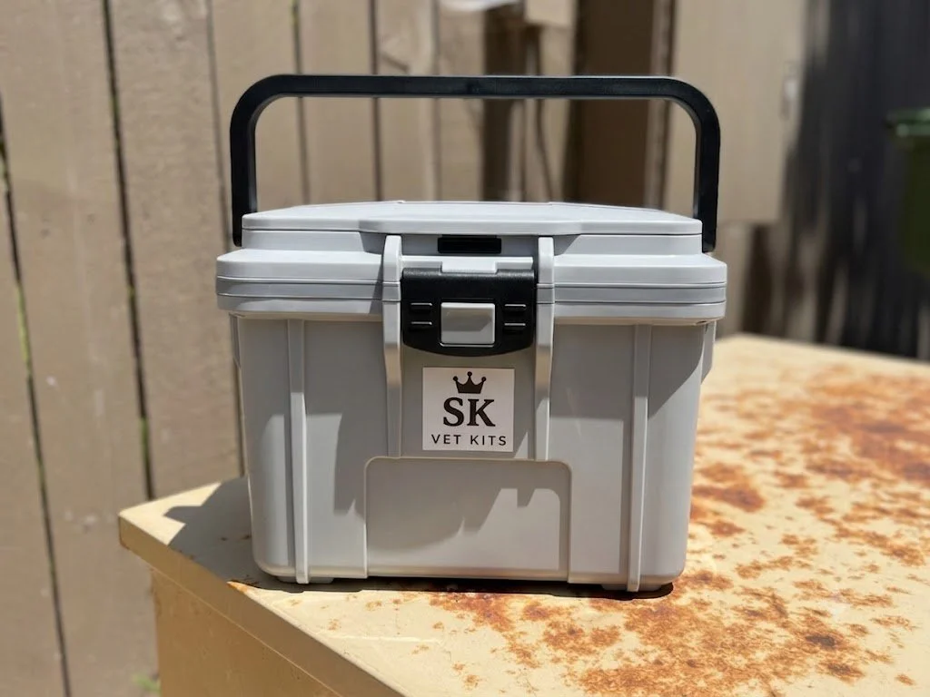 The Insulated Equine Vet Kit