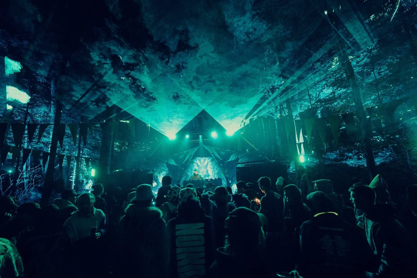 D&Eacute;LIRIUMMMM! 💥

We went all in for the debut of La Forteresse this year &mdash; and it turned into one of our most ambitious builds yet. With 67 fixtures and over 1 km of cabling, this was easily one of the most intense and rewarding 360&deg;