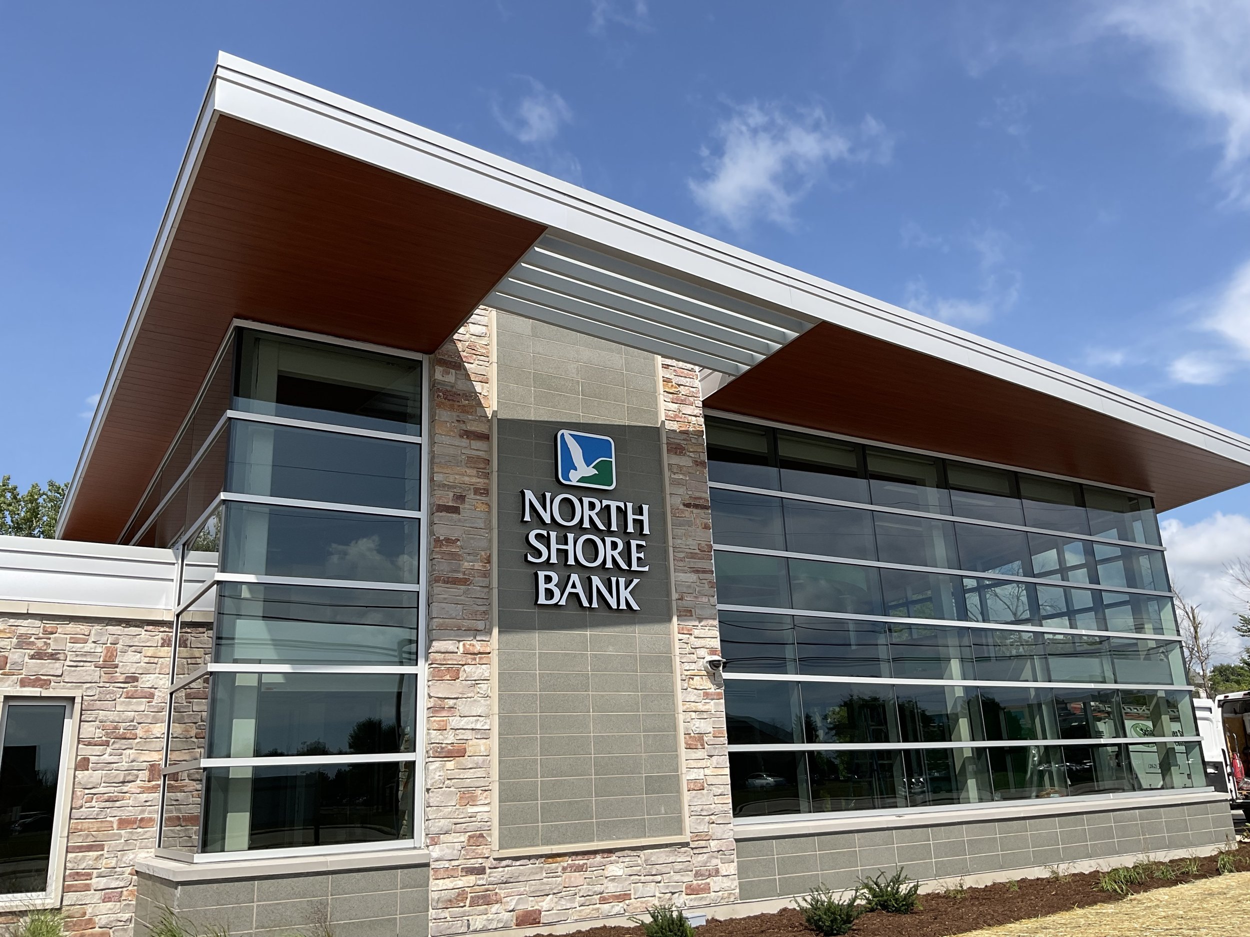 North Shore Bank - Mequon - Pinnace Construction