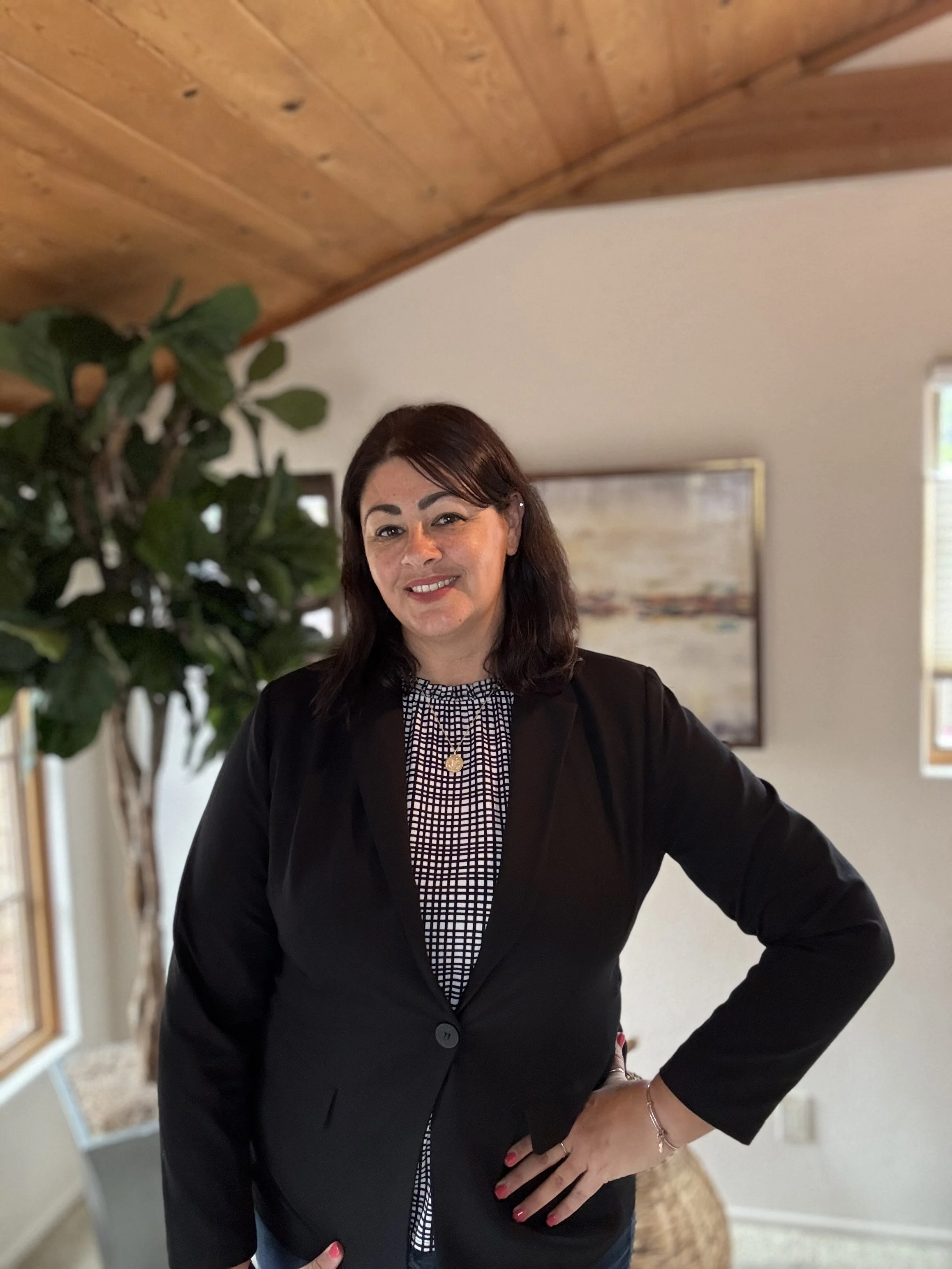 Let’s get in contact
melissatierney@kw.com

(805) 456-3667

1511 Chapala st
SB, CA 93101

Facebook
Instagram
LinkedIn