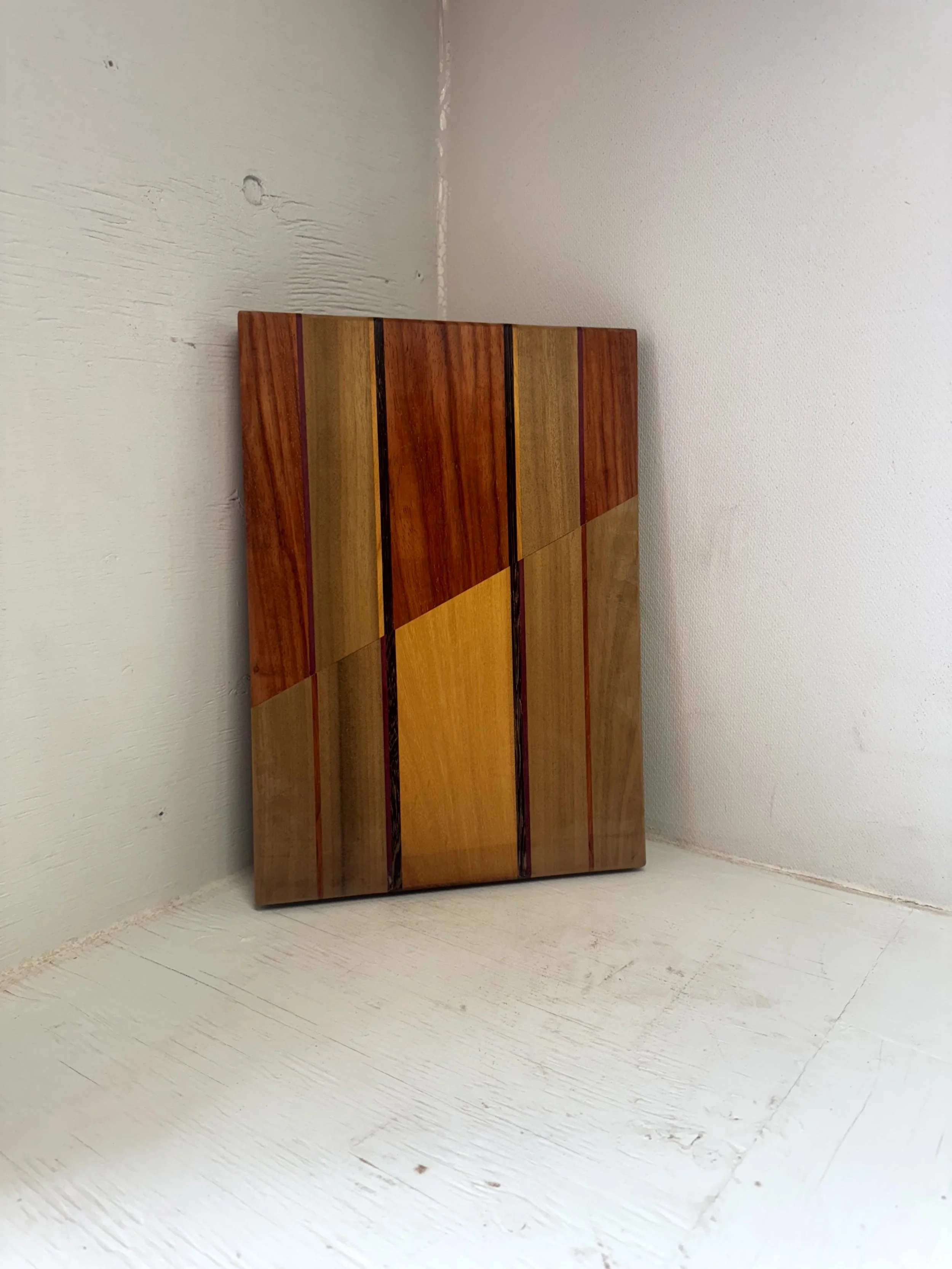 Edge Grain Serving Board — No. 03