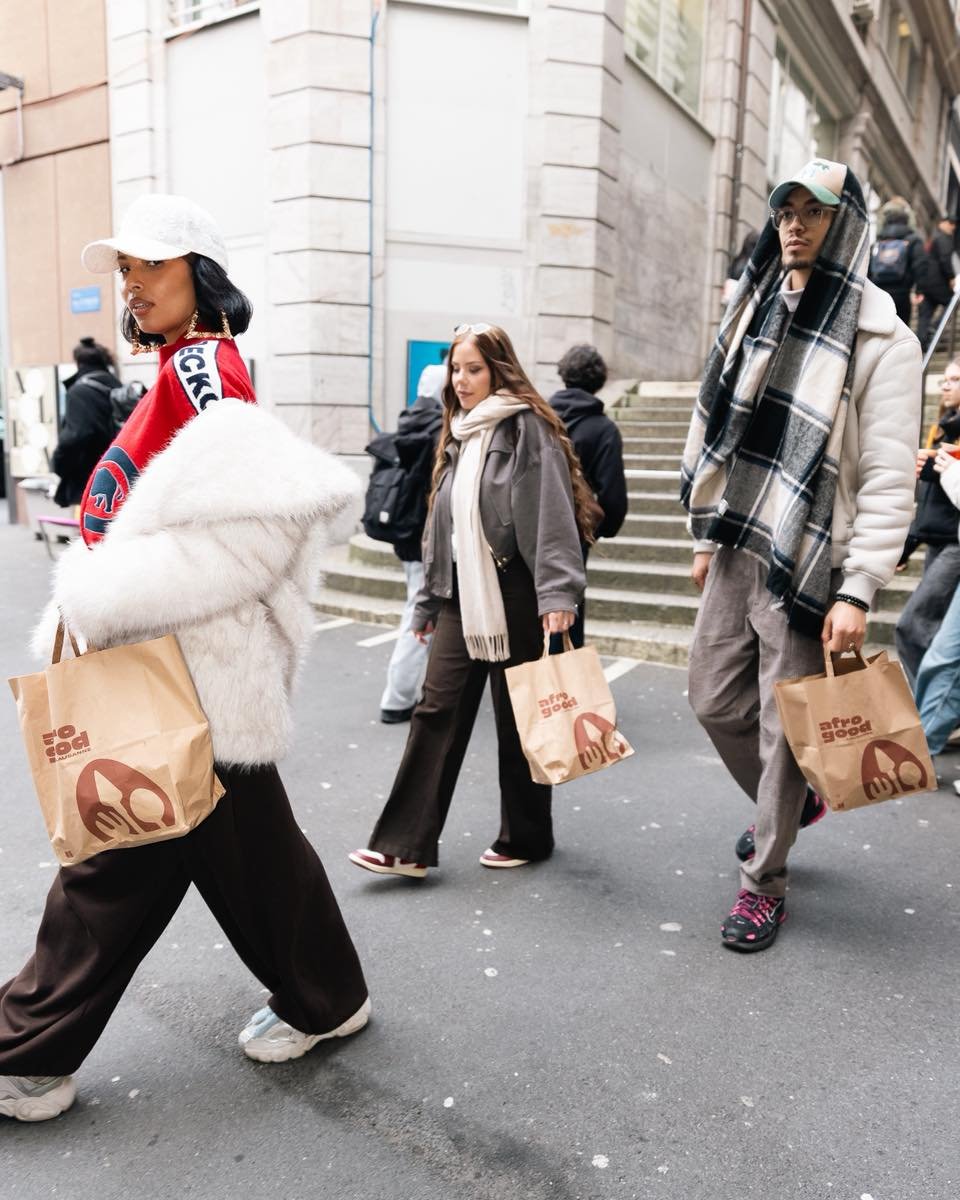 Afrogoood good good 💥
Sur place / emporter / livraison 

🫶🏾