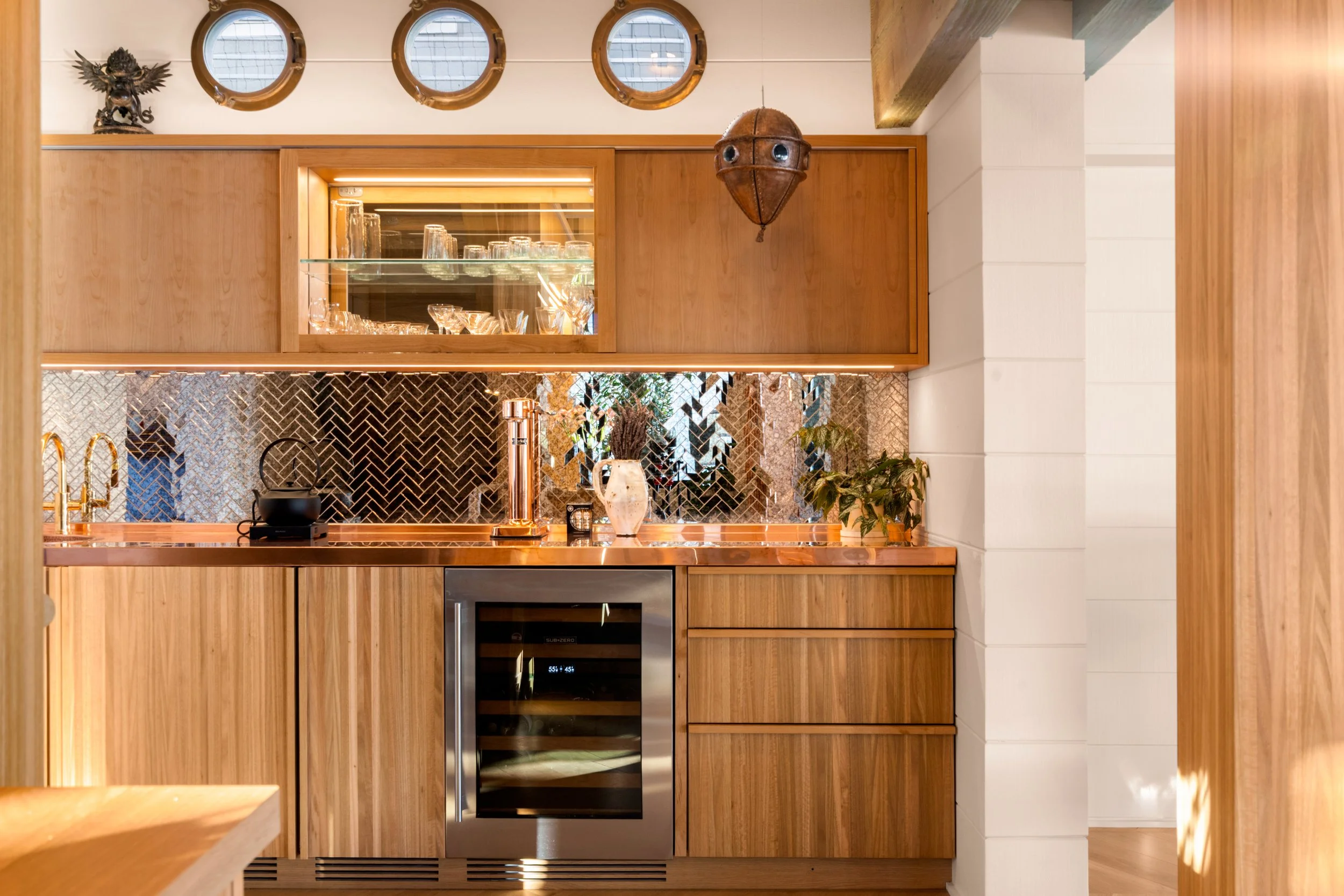 Wet Bar - Full.jpg