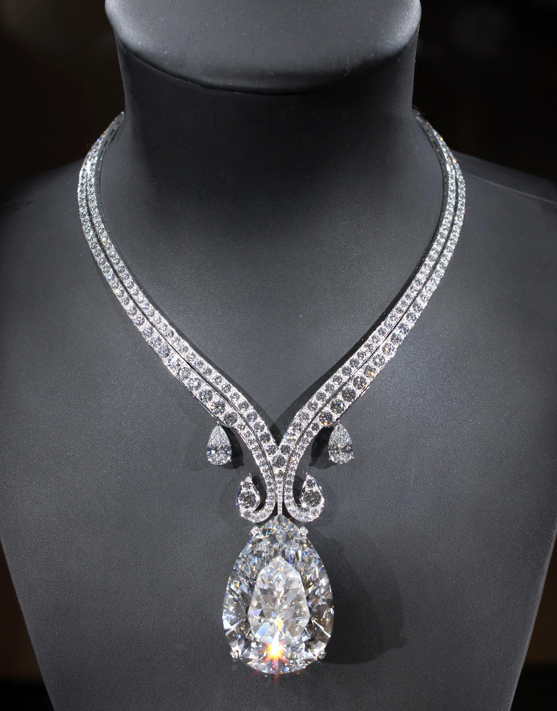 Burton Taylor Diamond