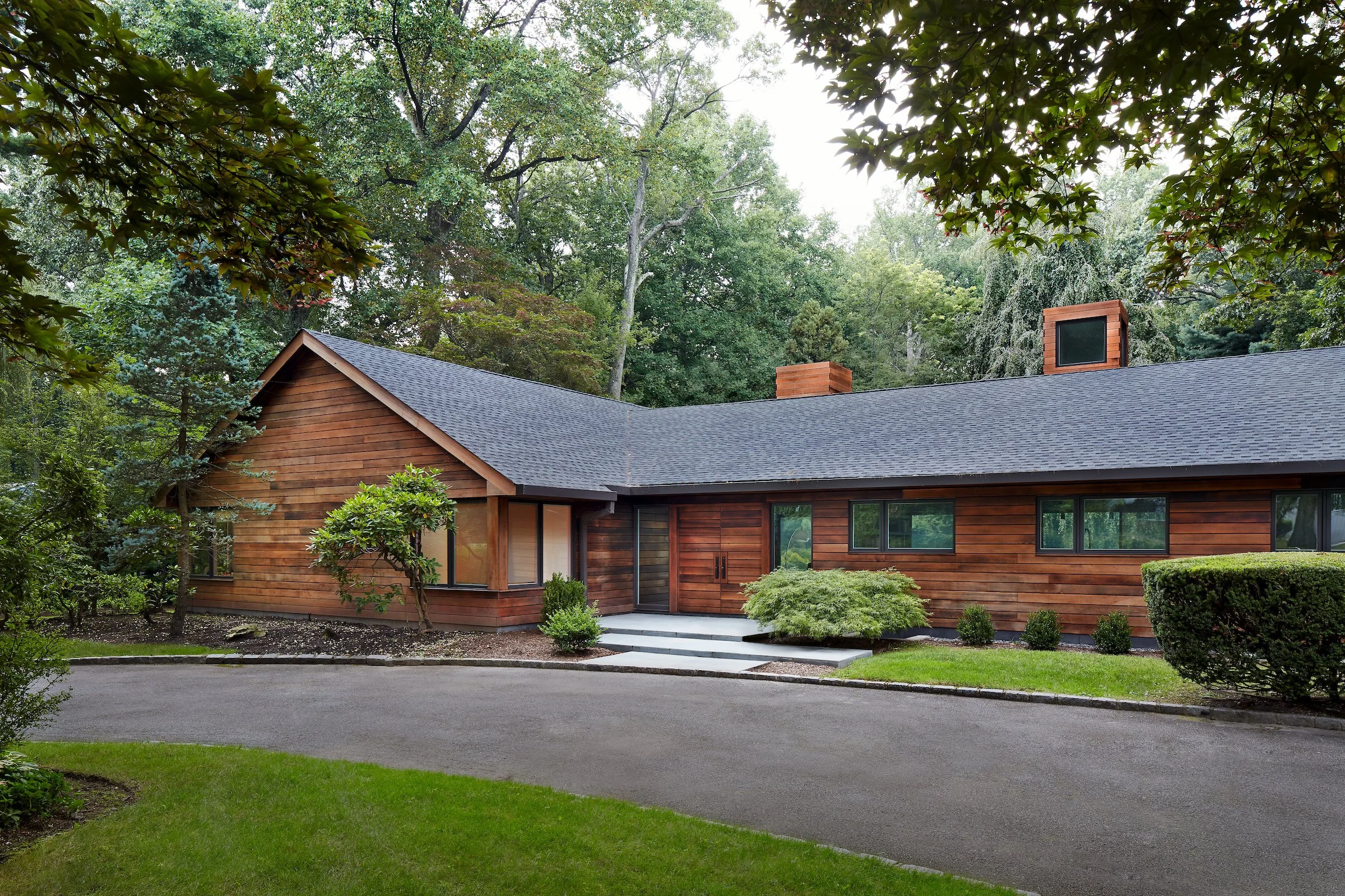 front exterior no bush.jpg