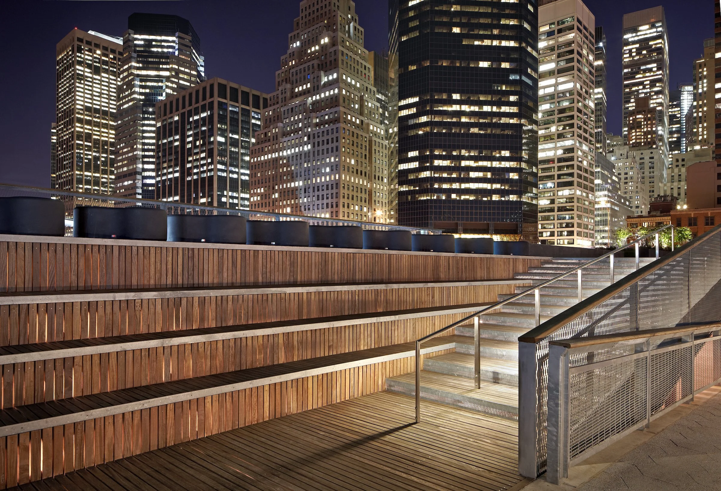 pier 15 manhattan night.jpg