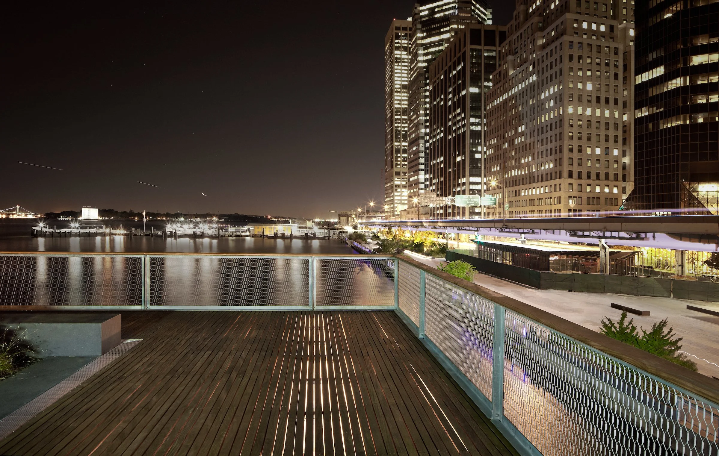 pier 15 manhattan night 2.jpg