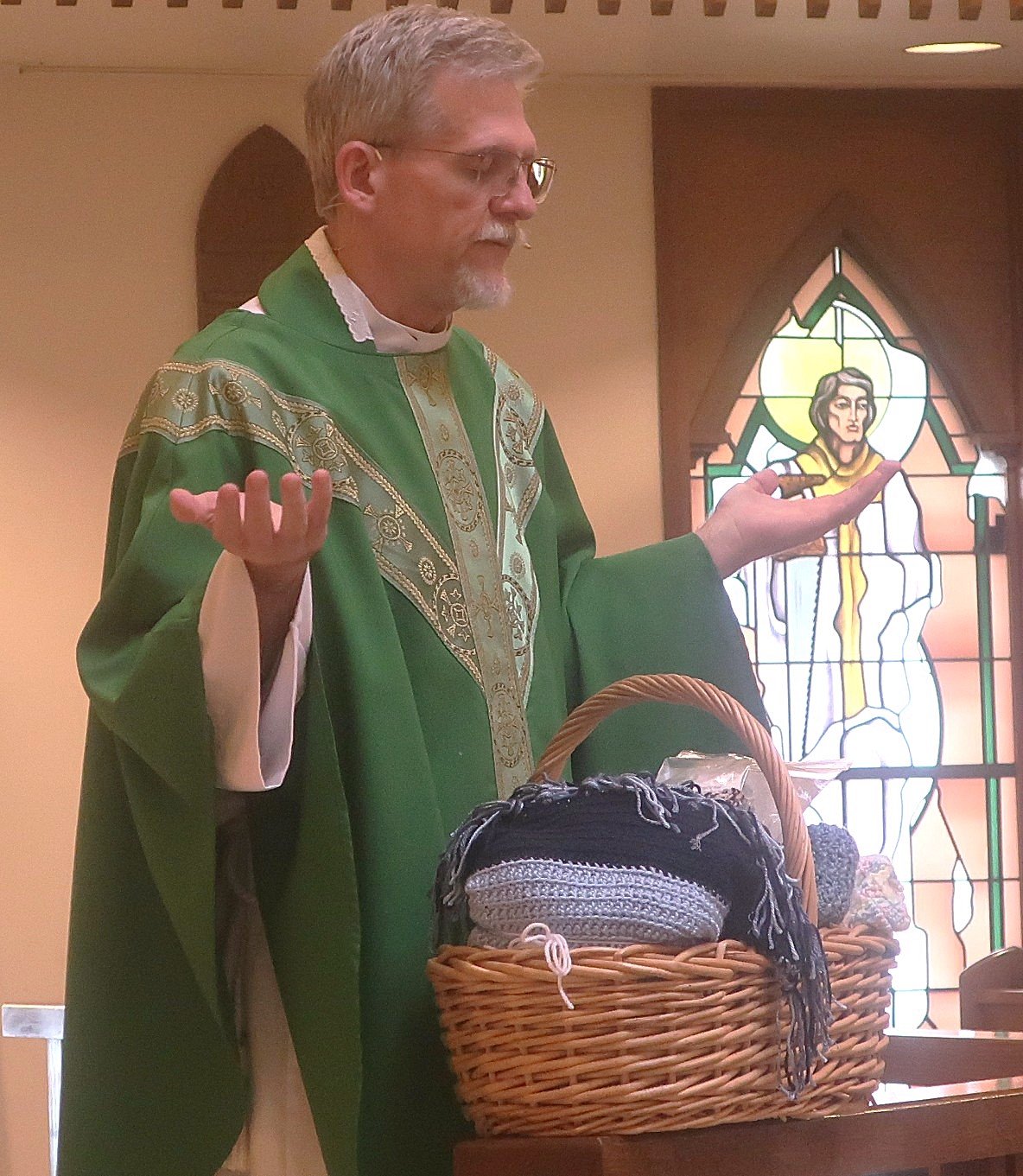 This morning, Fr. Gary blessed new Prayer Shawls, lovingly made by our dedicated members. Our ministry has distributed over 600 shawls locally and nationwide, offering comfort to those who are ill, grieving, or facing hardship. Each shawl serves as a