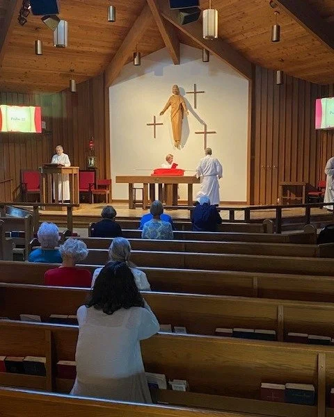 The Altar was stripped bare on Maundy Thursday and is ready for Good Friday service at noon today (April 3) at Grace Church.

#portorangechurch #daytonaareachurch #episcopalchurch