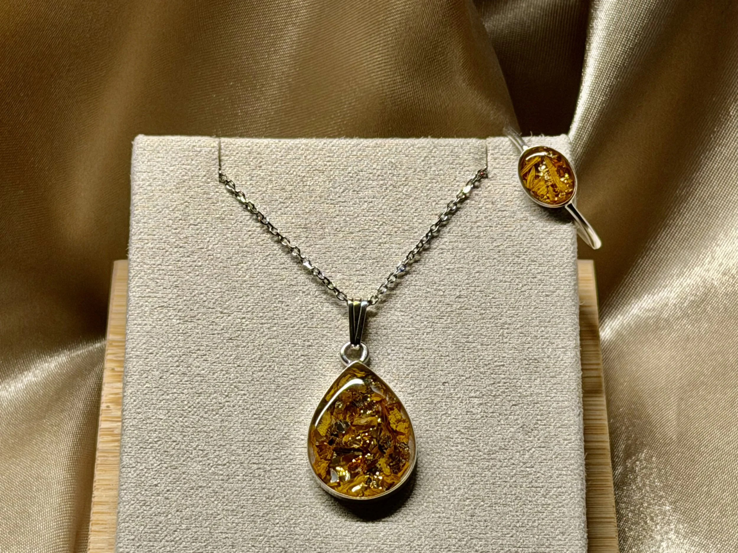 Memorial Keepsake Flower Necklace and Ring Set