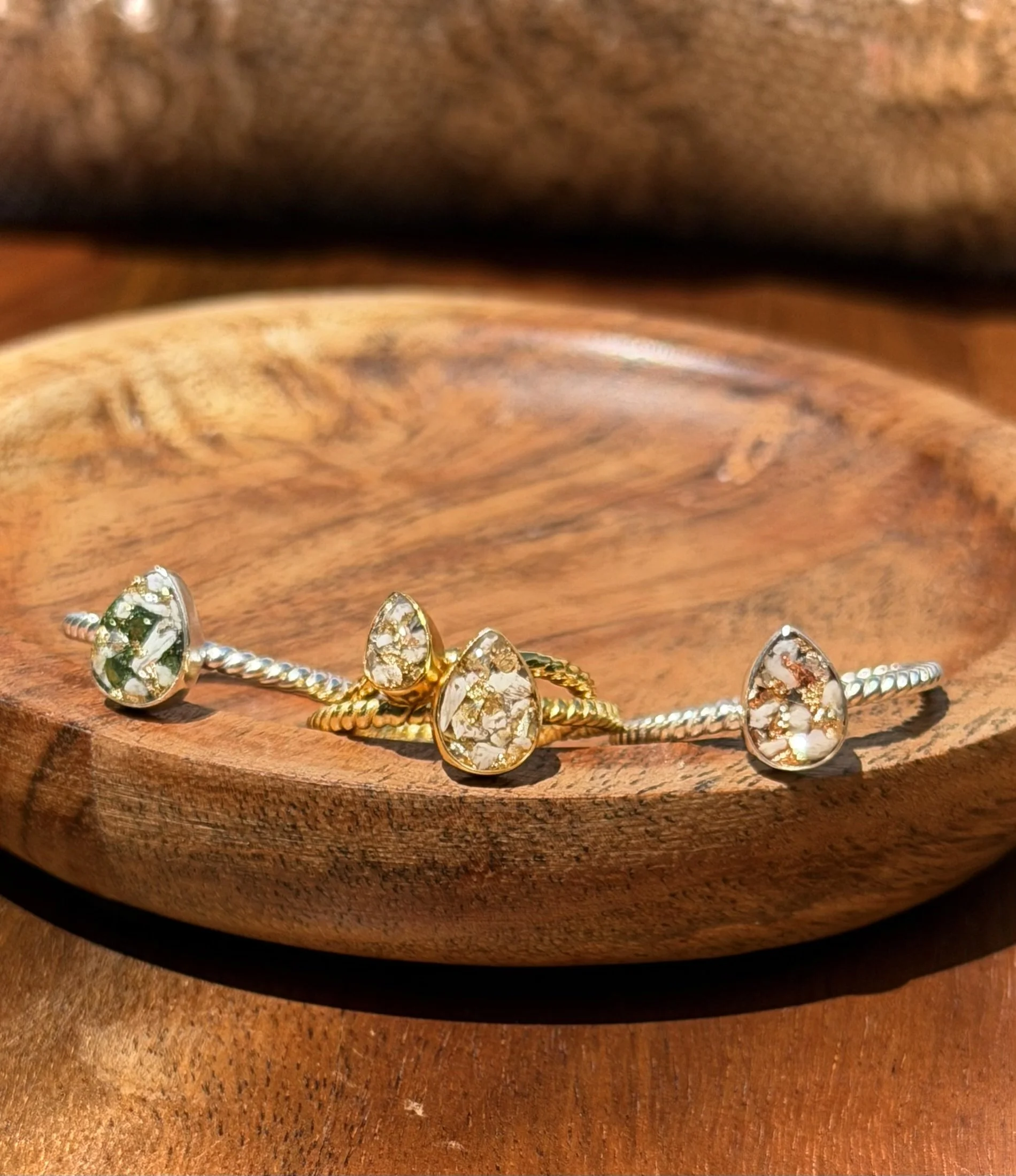 Keepsake memorial rings made with cremation ashes