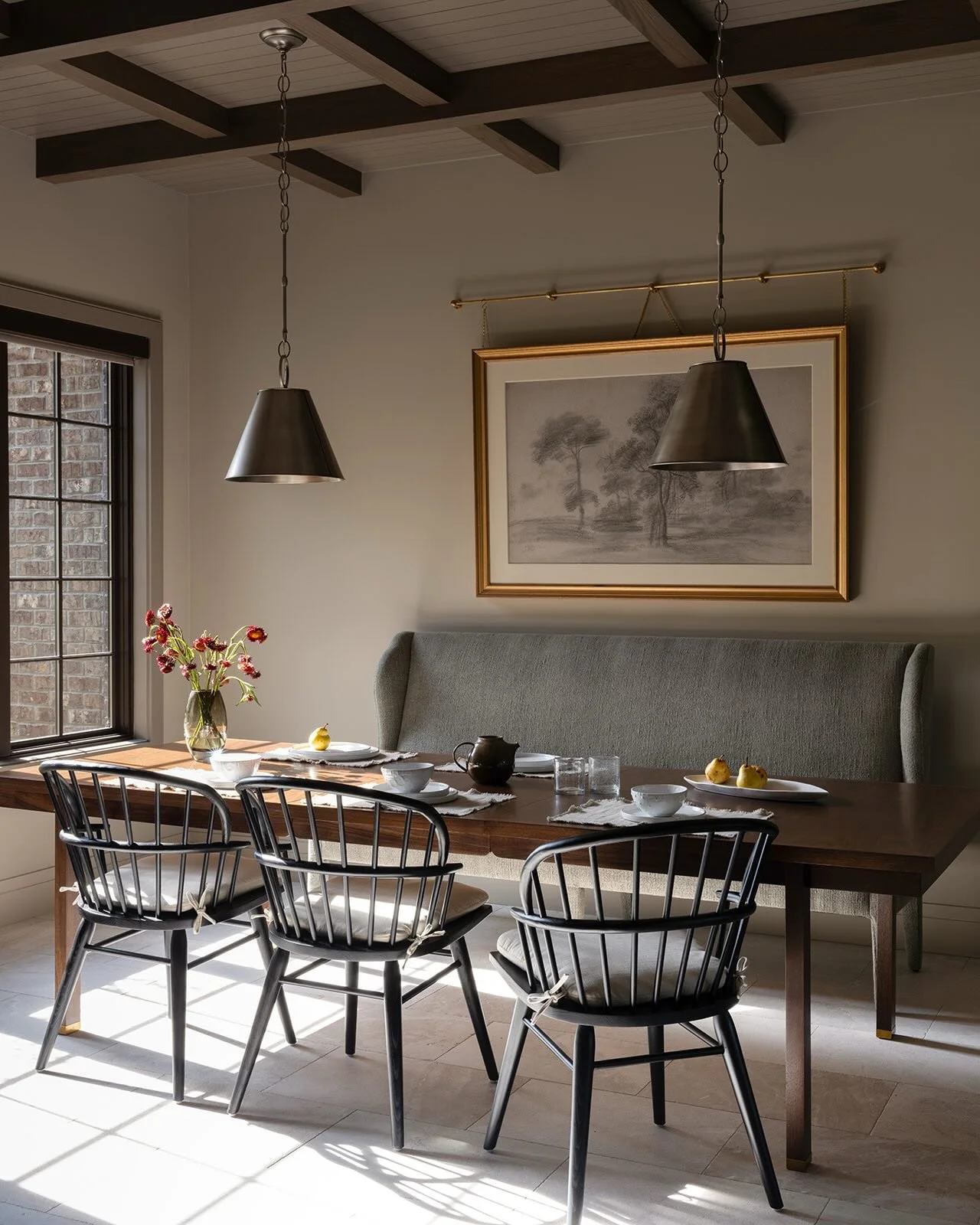 Morning light finds the table.

Designer: @briannamichelledesign 
Photographer: @_karamercer 
Stylist: @teressajohnson