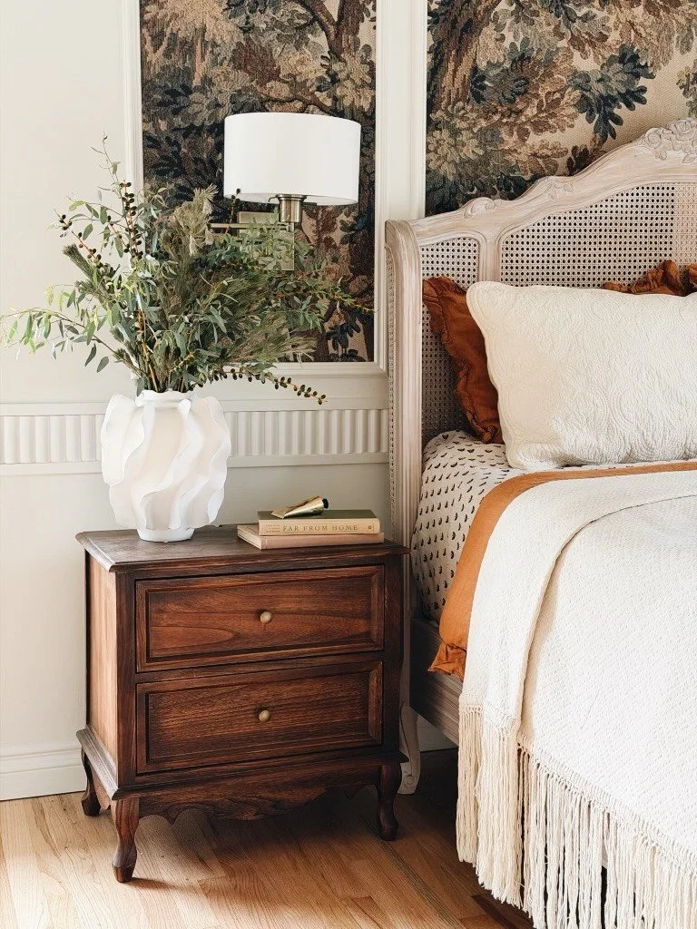 Inside the margins of the day 

 

#interiorstyling #onset #designprocess #stylingdetails