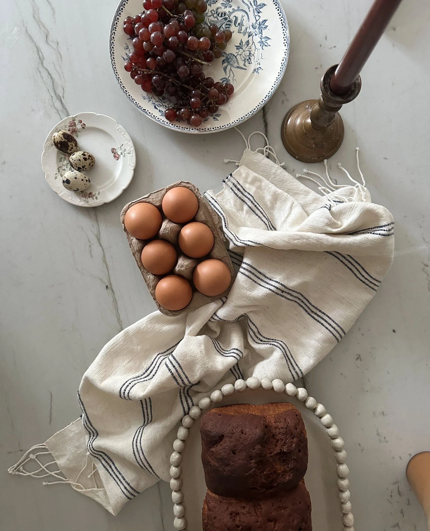 Not a tablescape yet. Not a recipe either.⁠
Just the small evidence that something is about to be shared.⁠
⁠