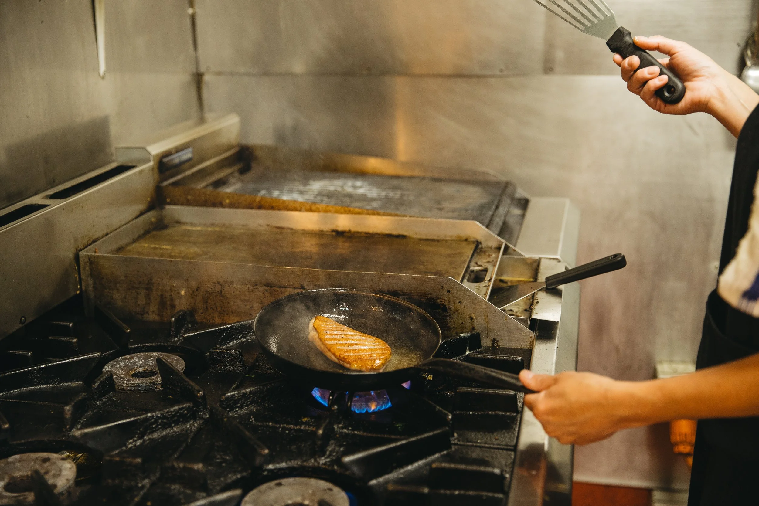 Ilumography Hi-Fri Seafood Kitchen_030.jpg