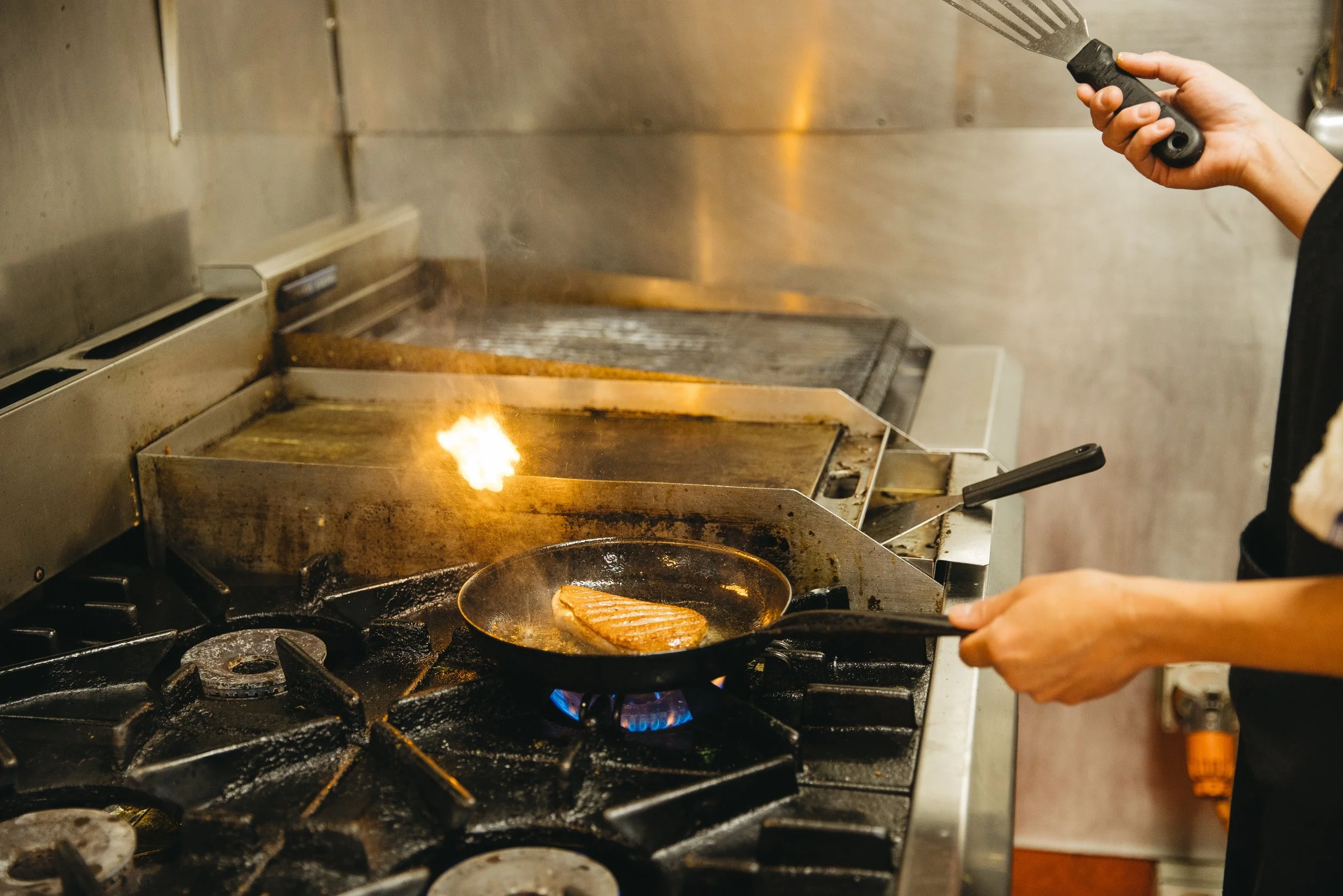 Ilumography Hi-Fri Seafood Kitchen_031.jpg