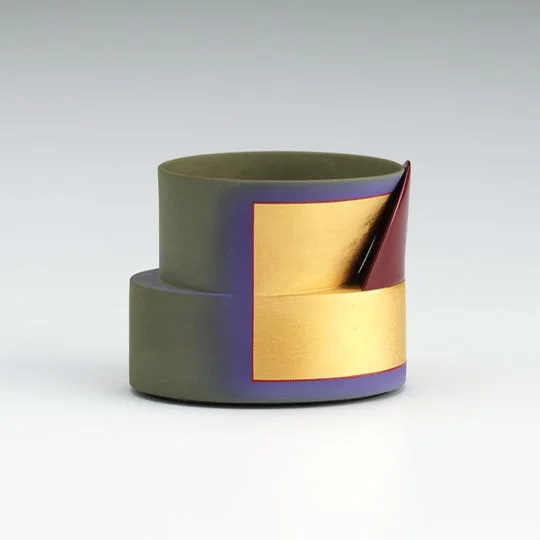 Koetsu, 2005
ceramic, 2.5 x 3.25 x 2.25 in.