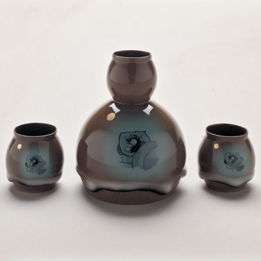 Sleeping Girl Sake Set, 1995
ceramic, 4.25 x 3 x 3 (decanter) in., 1.5.x 1.75 x 1.75 (cup) in.