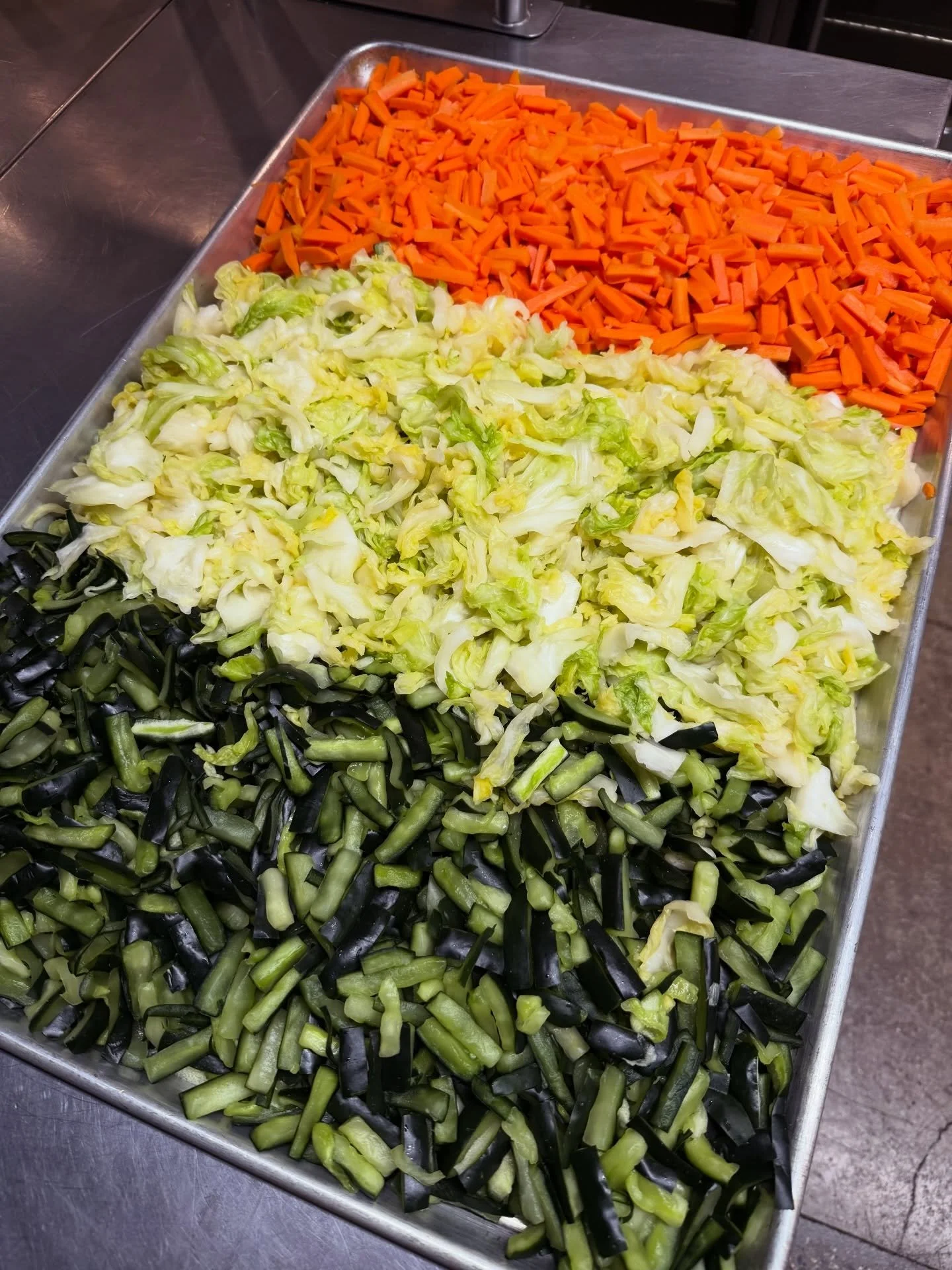 The foundation of Acar.

Cabbage, cucumber, carrot. It starts simple, but every step that follows is about building balance: sweetness, acidity, spice, and that signature crunch.

No shortcuts here. Just time, care, and attention to the details that 