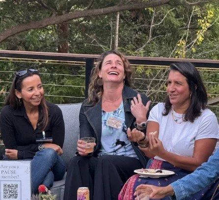1stCircle.Pili.Laura.Adriana.jpg