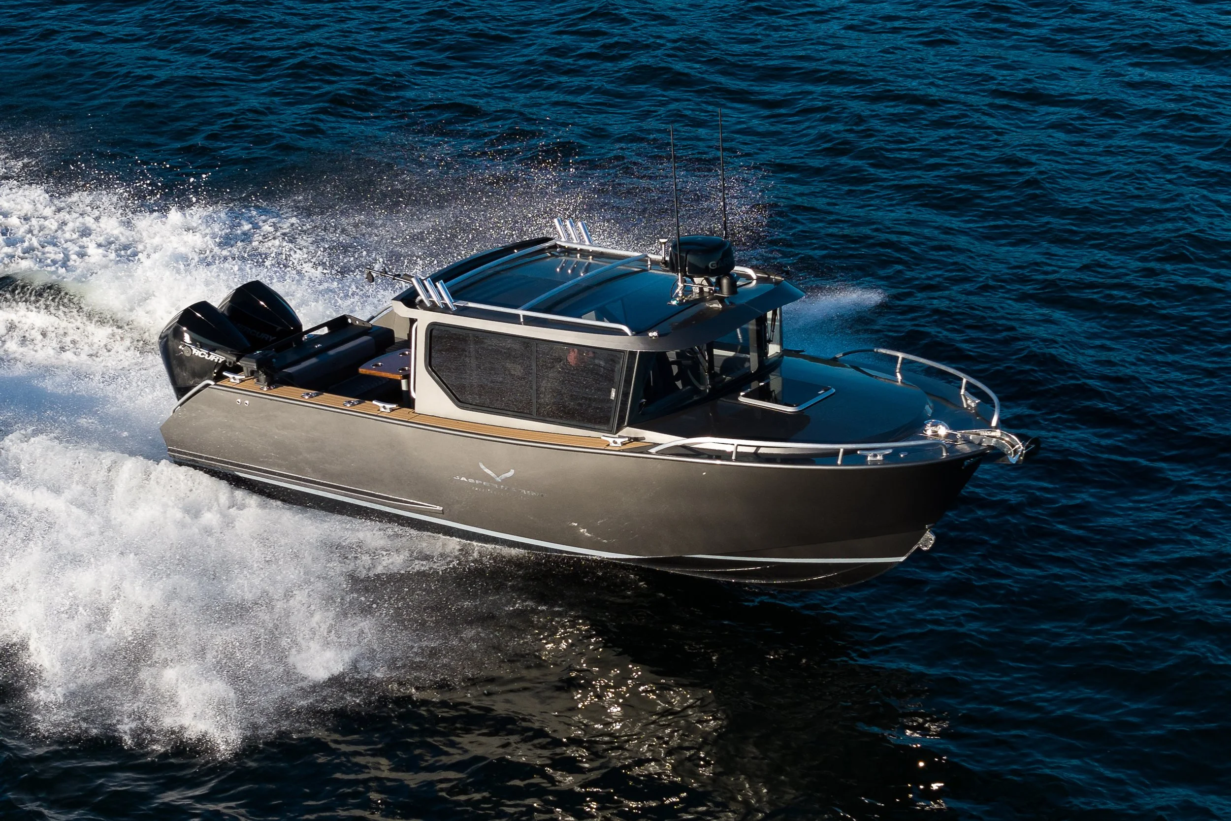 Defender 22 Storm Bow