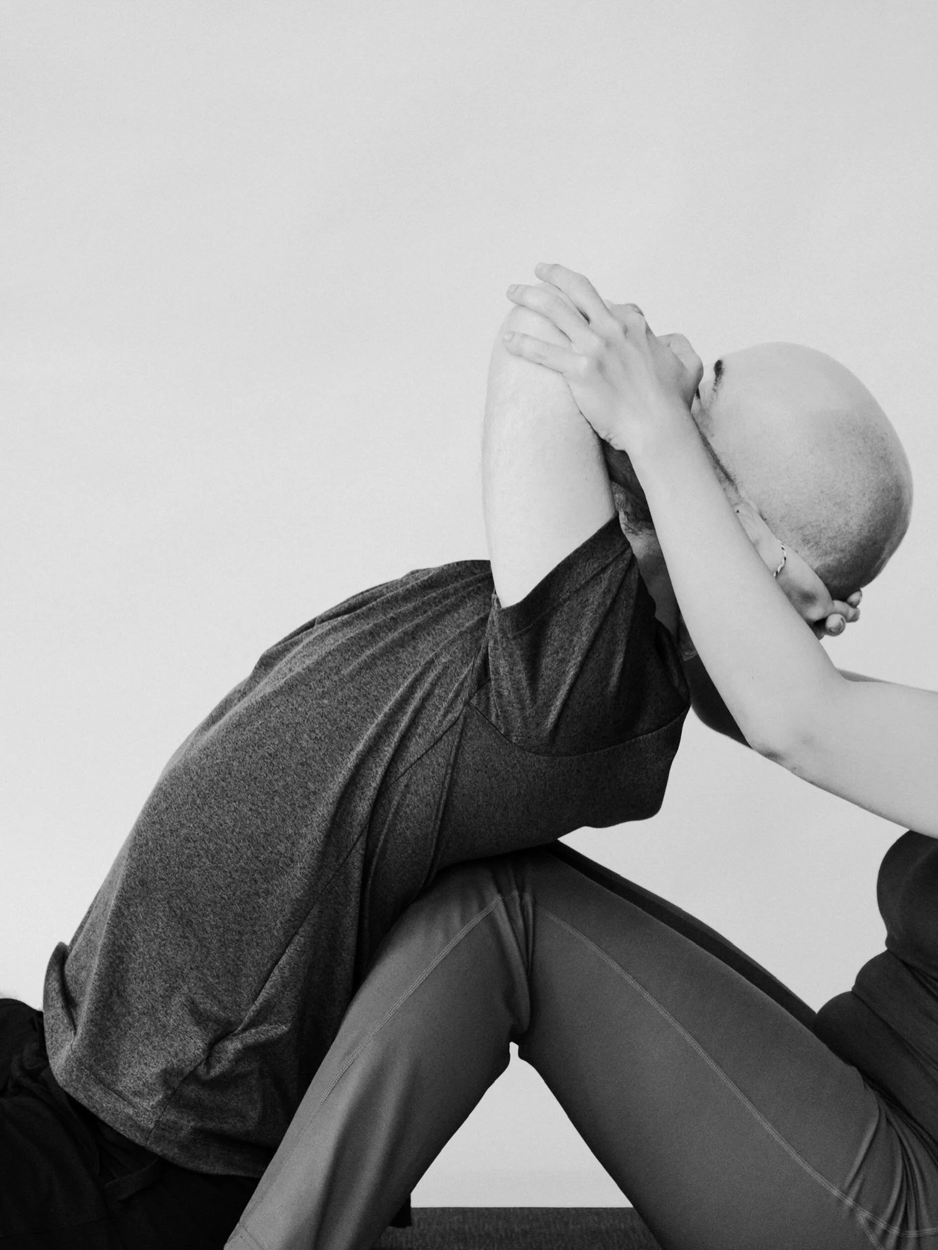 Tight back no more~

Long days at the desk, intense workouts, travel fatigue or simply everyday stress can leave your back feeling stiff, heavy, and restricted. At Stretchworks, we help your body move the way it is.

Our assisted stretching sessions 